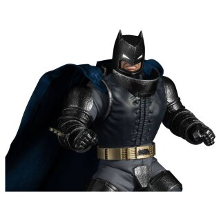 Batman The Dark Knight Returns Dynamic 8ction Heroes Actionfigur 1/9 Armored Batman 21 cm