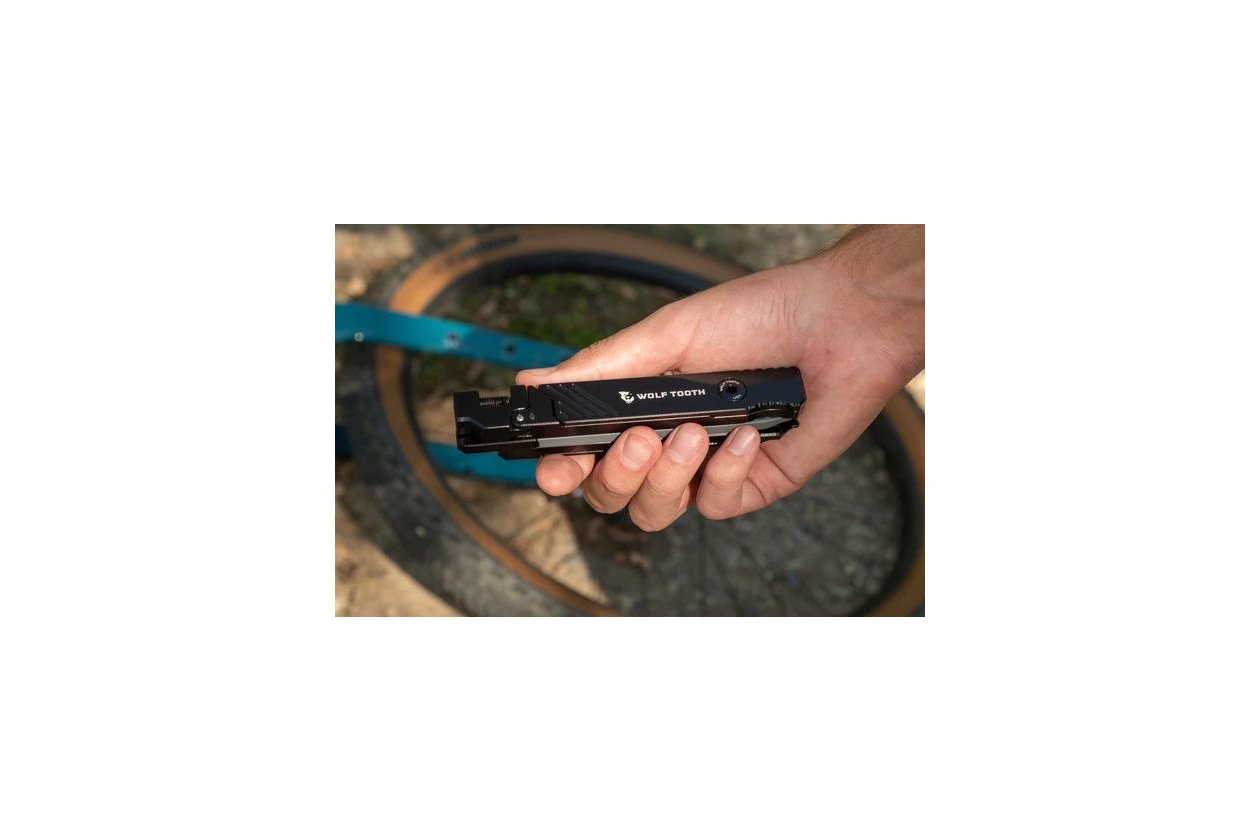 WOLFTOOTH 8-Bit Kit Two Multitool