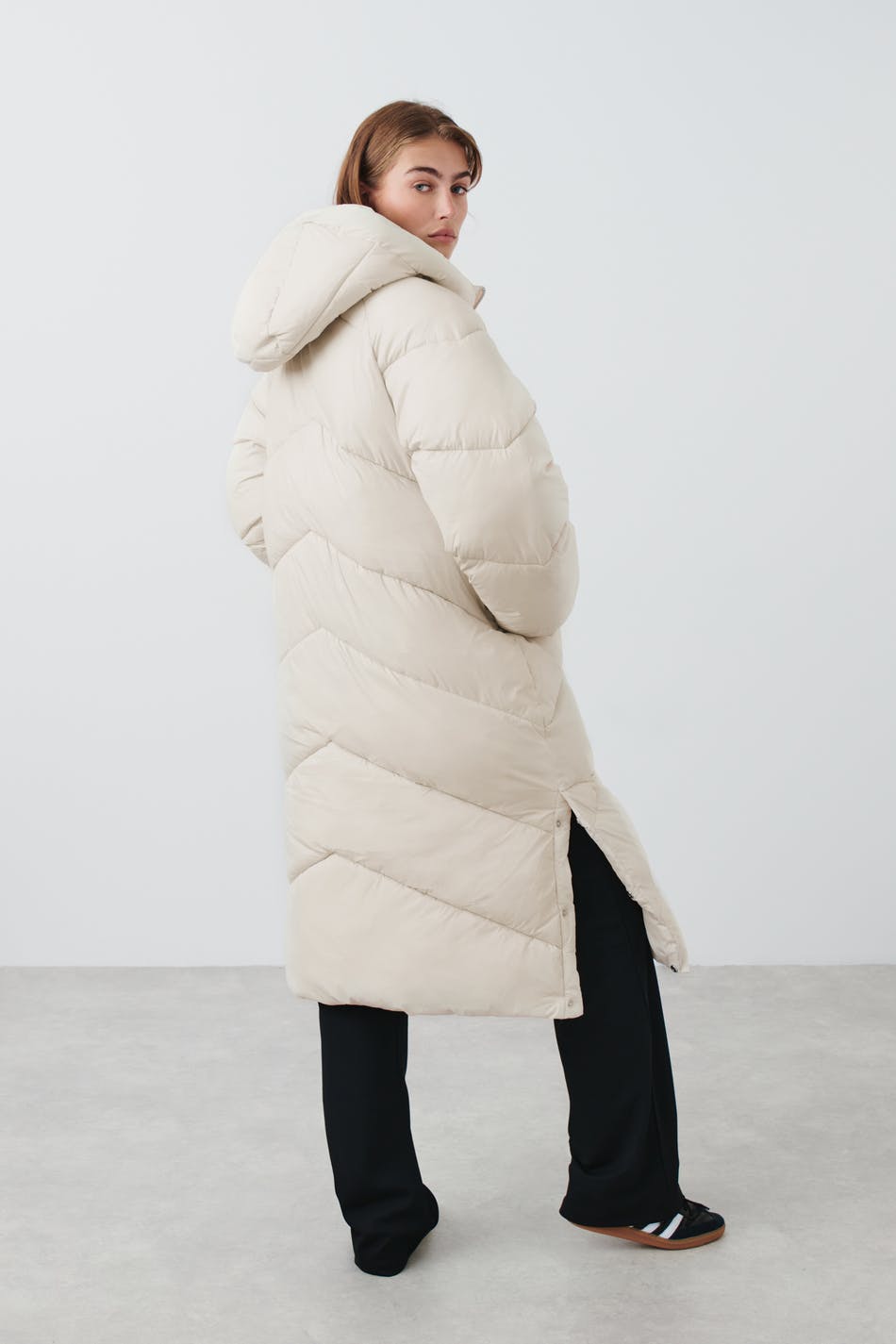 Hooded puffer coat