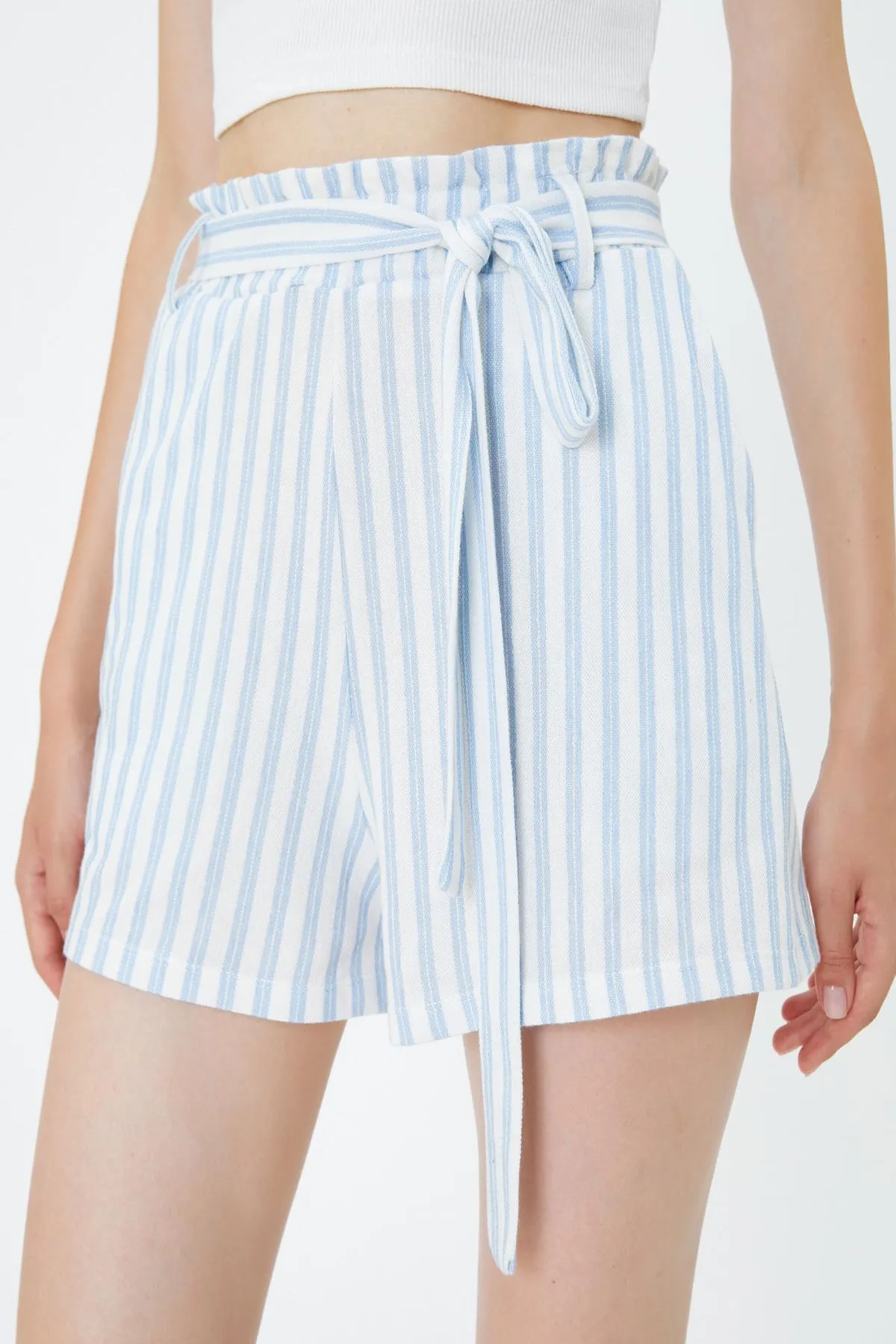 Koton  Shorts - Blau - Mittlerer Bund