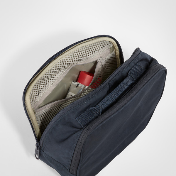 KÅNKEN TOILETRY BAG - Kulturtasche