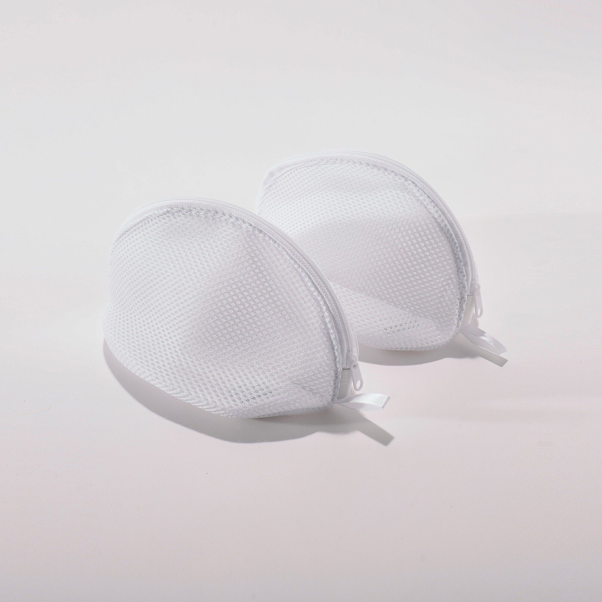 Filet blanc spécial soutien-gorge