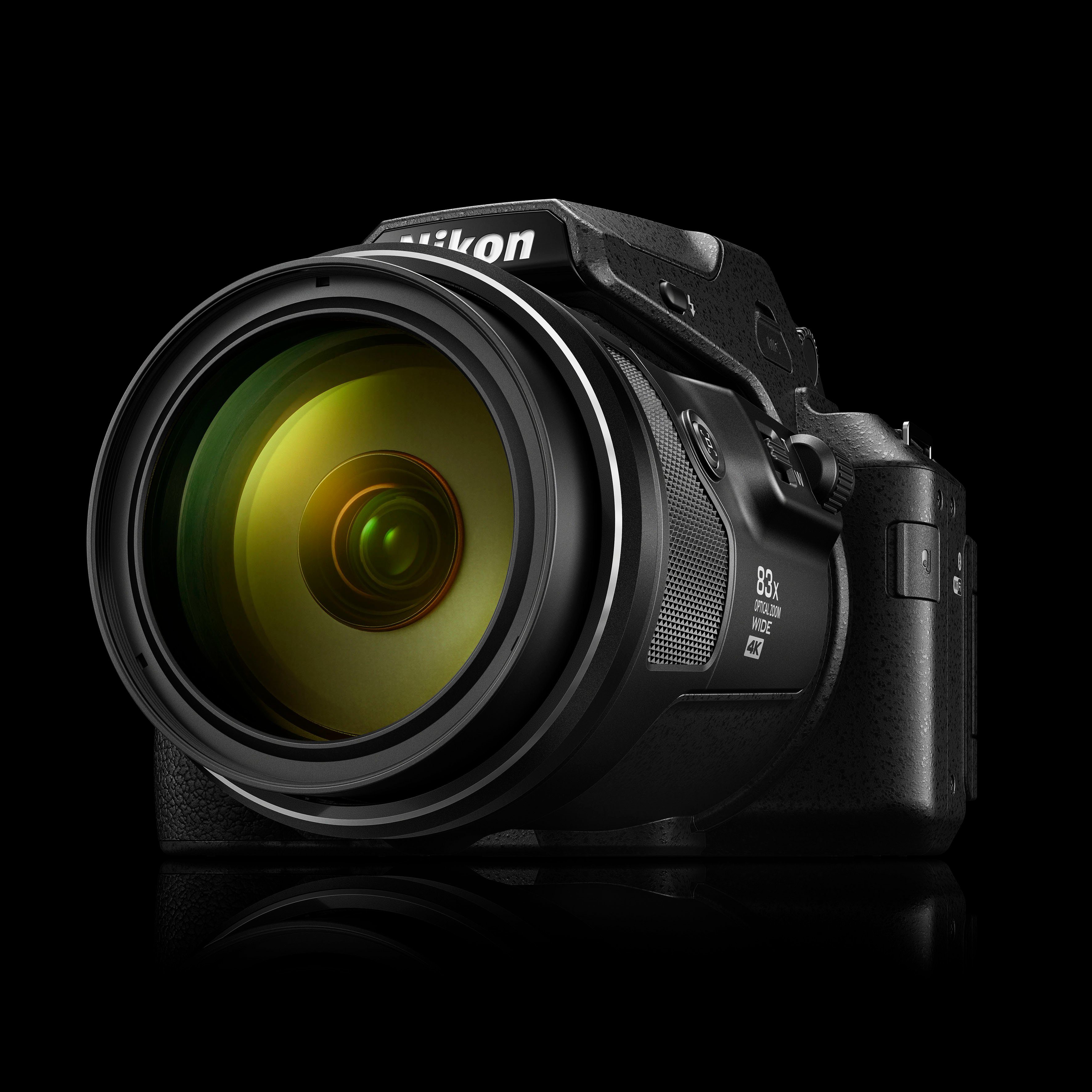 Nikon Coolpix P950 Bridge-Kamera (16 MP, 83x opt. Zoom, Bluetooth, WLAN (WiFi)