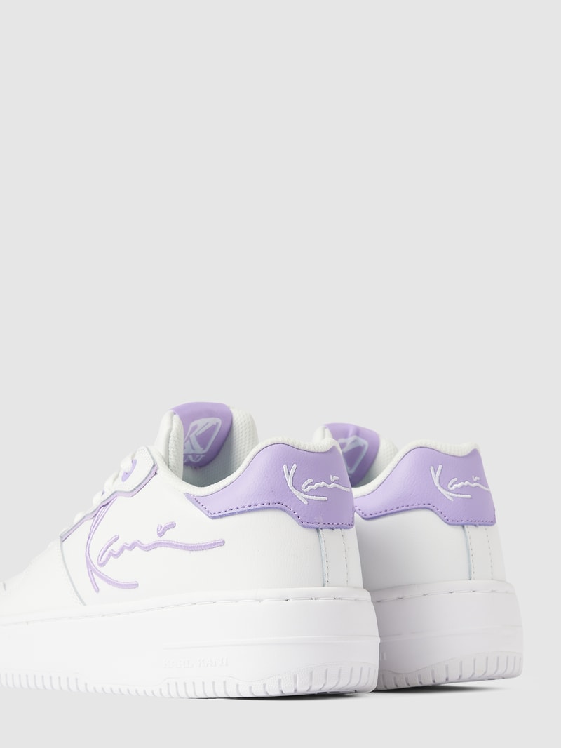 Sneaker mit Kontrastbesatz in weiss