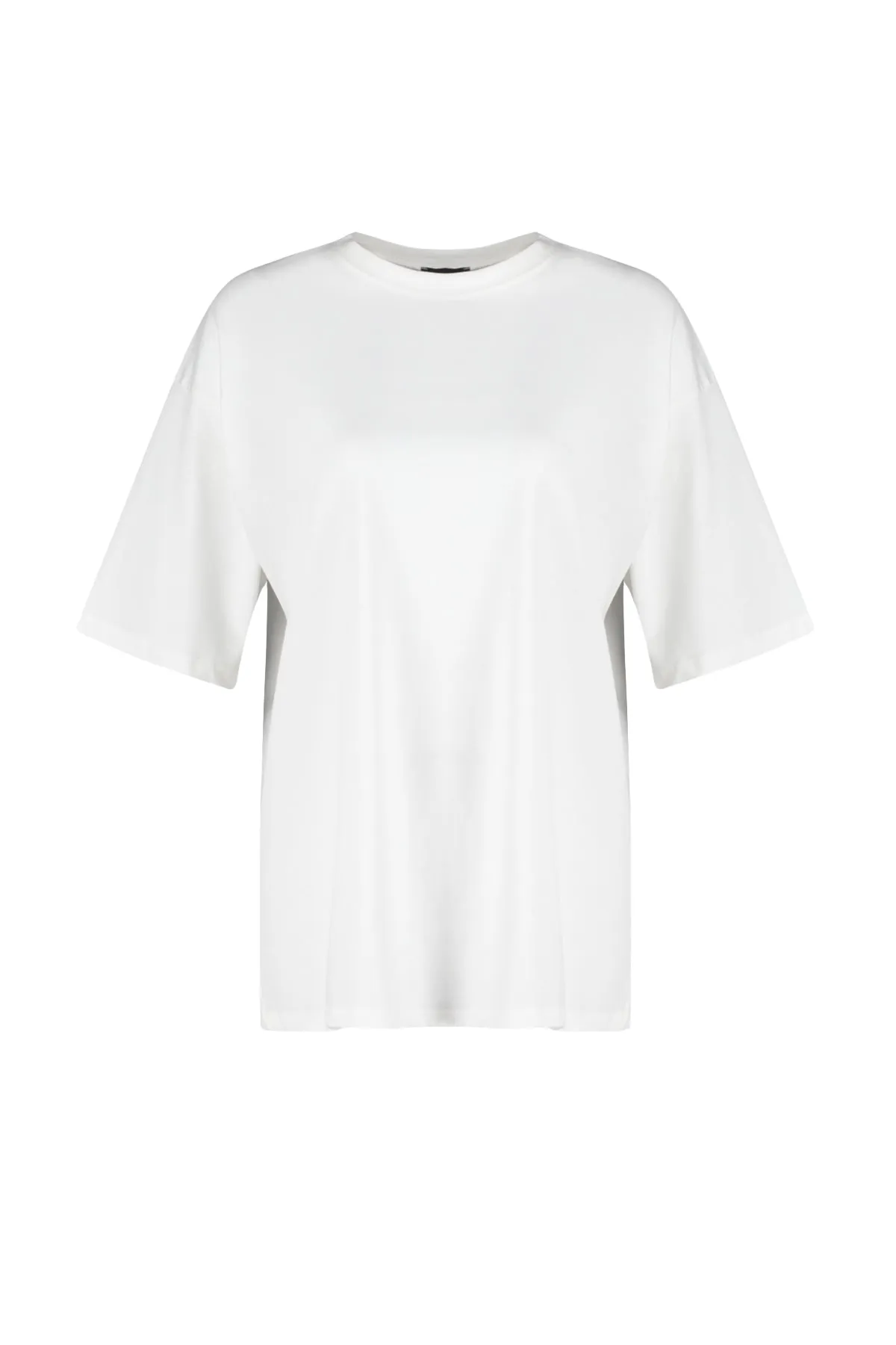 Trendyol Collection  Ecrufarbenes Premium-Strick-T-Shirt mit Rundhalsausschnitt in Übergröße/weiter Passform aus 100 % Baumwolle TWOSS23TS00040