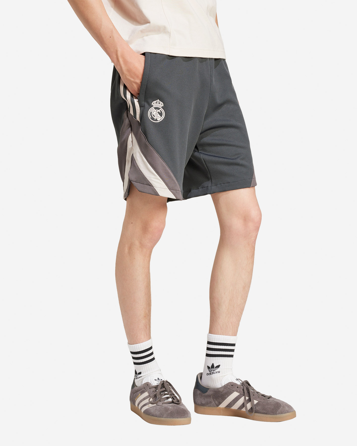 Futbalové šortky Adidas Real Madrid OG 24-25 M IM7468