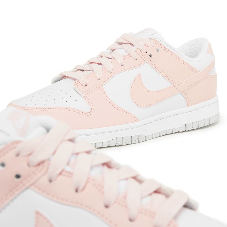 NIKE Wmns Dunk Low Next Nature 