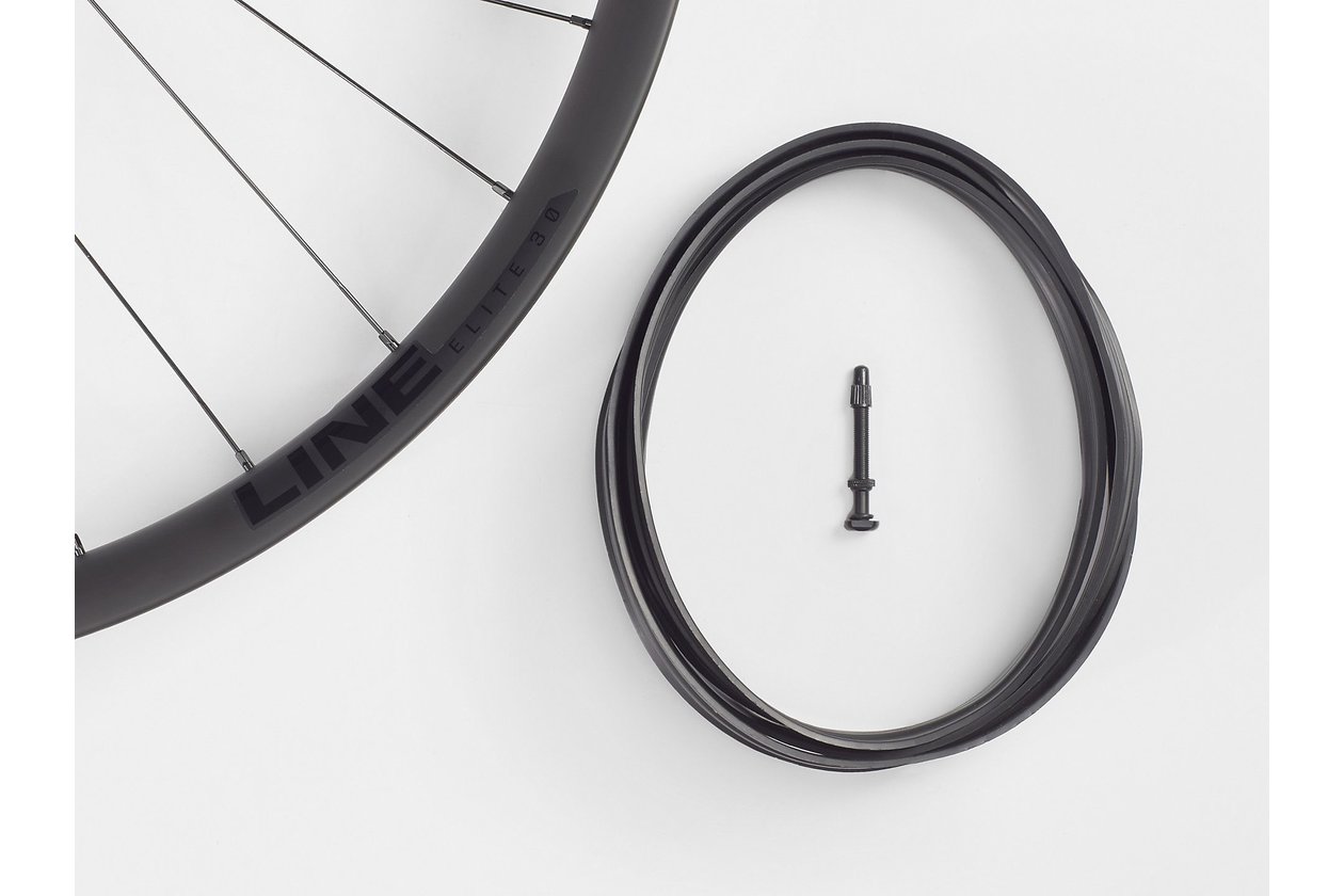 Bontrager Line Elite 30 TLR Boost 27.5 Carbon Vorderrad