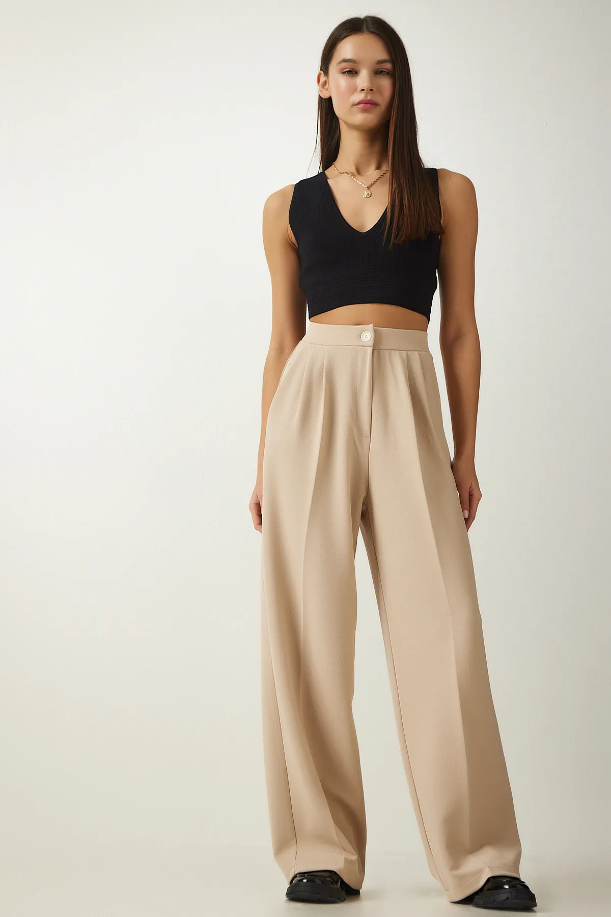 Happiness İstanbul  Cremefarbene Palazzo-Hose mit Falten für Damen DW00004