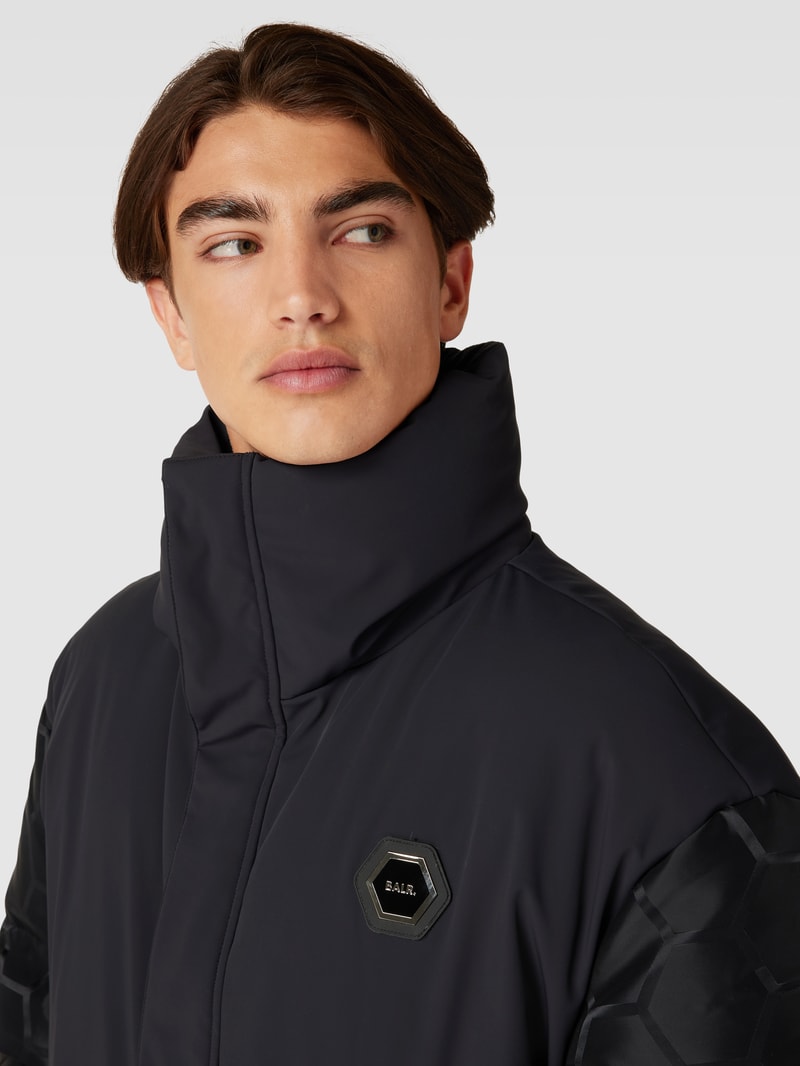 Steppmantel mit Label-Detail Modell 'Dante' in schwarz