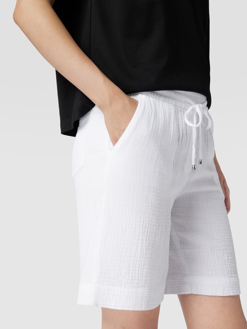Bermudas mit Strukturmuster in weiß