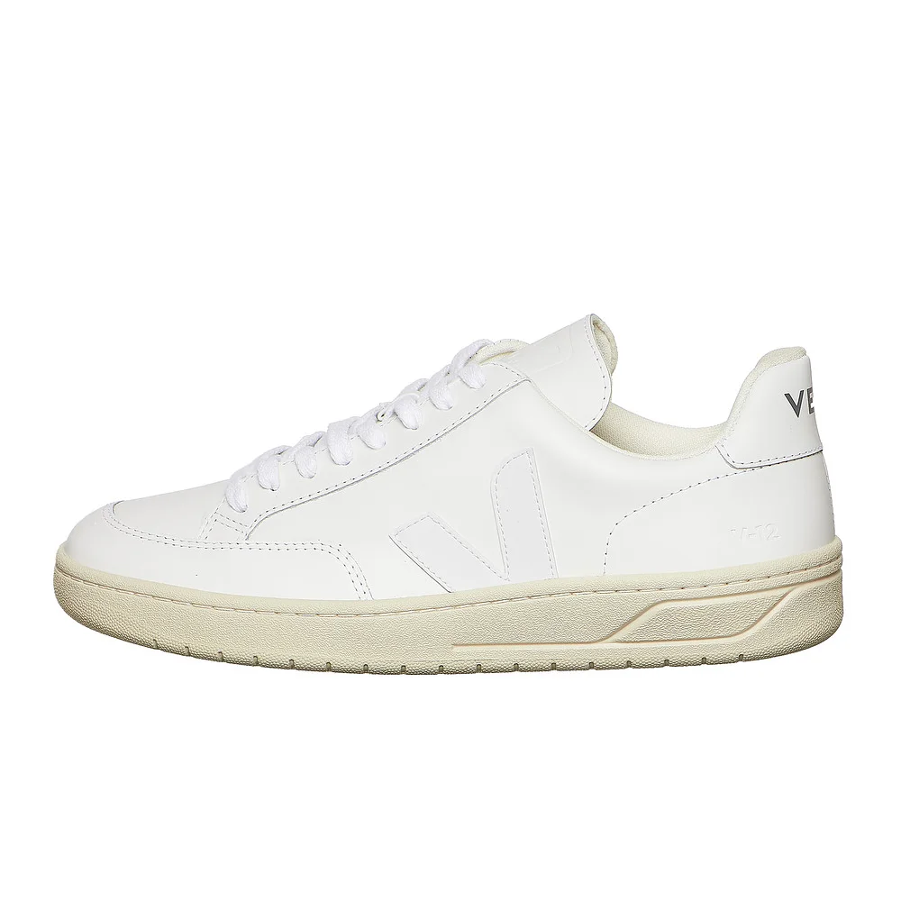 VEJA V 12 XDM022297 / weiss