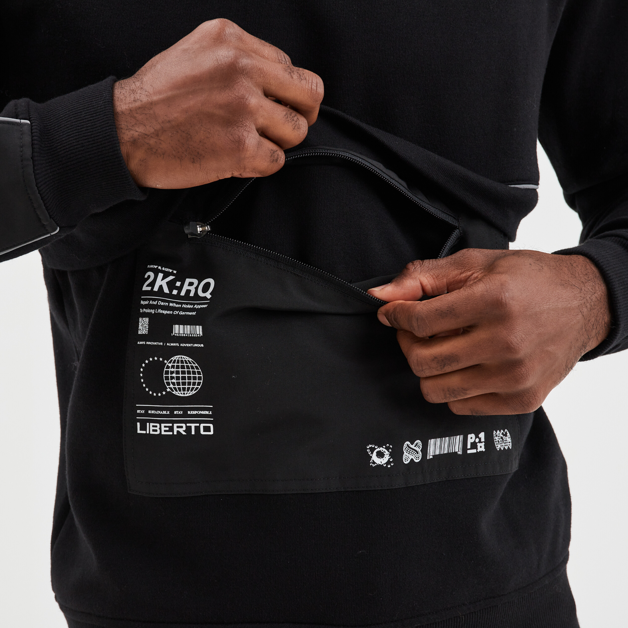 Sweat à capuche hoodie Liberto noir homme | La Halle