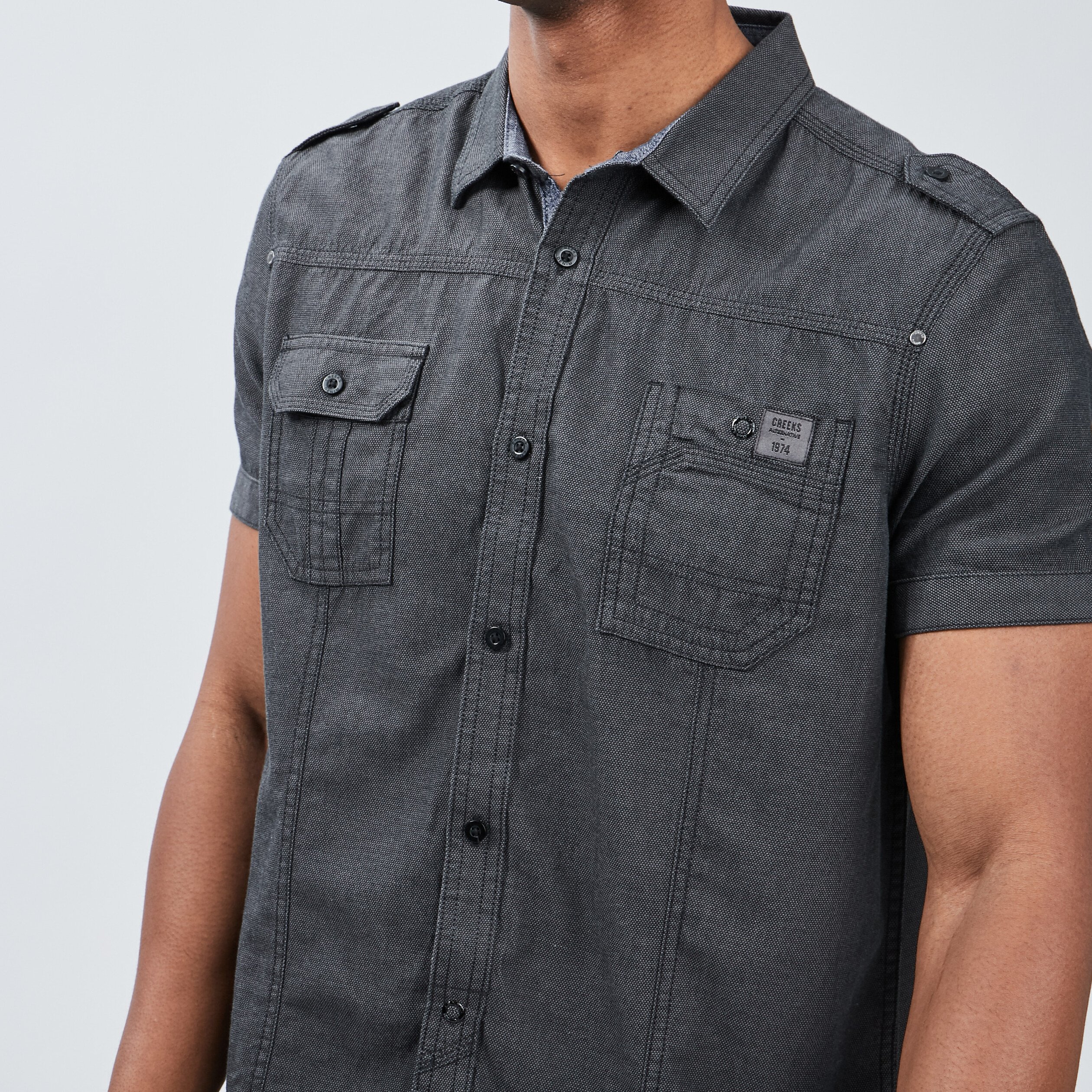 Chemise manches courtes Creeks noir homme | La Halle