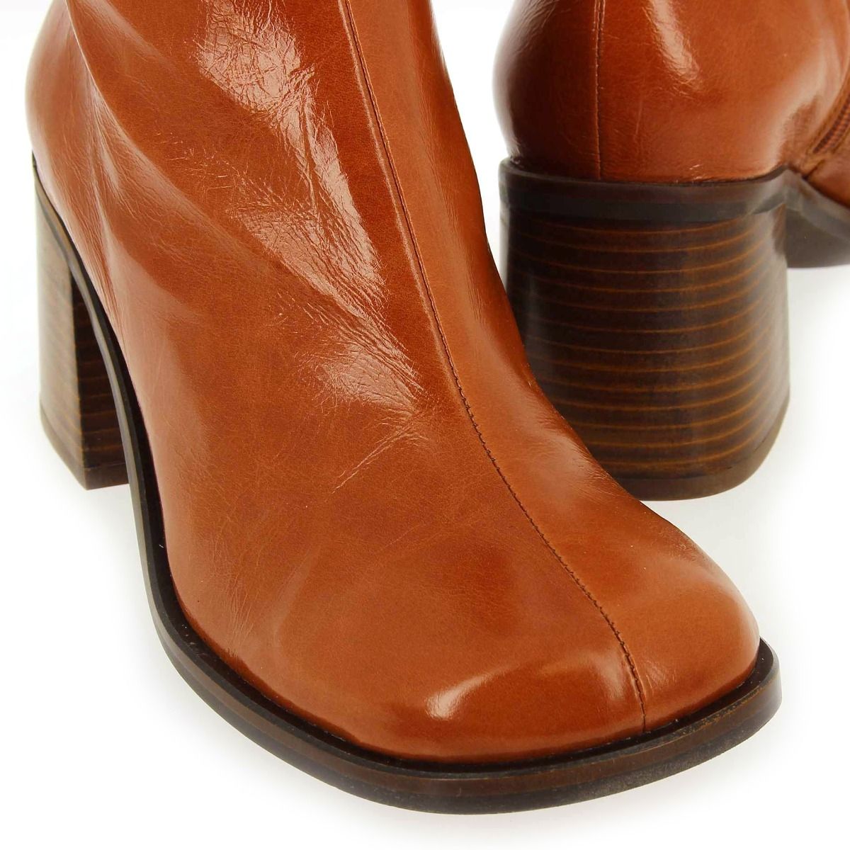Angel Alarcon  23581-624A - Caramel