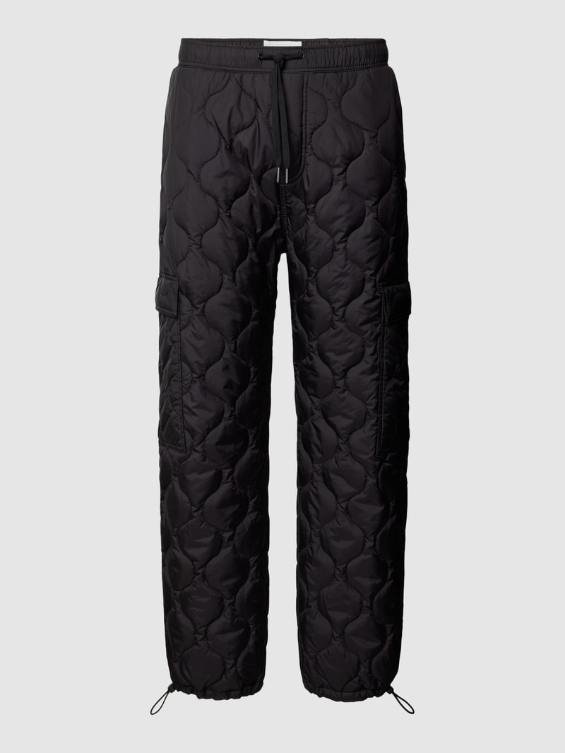 Jogpants mit Steppnähten in schwarz