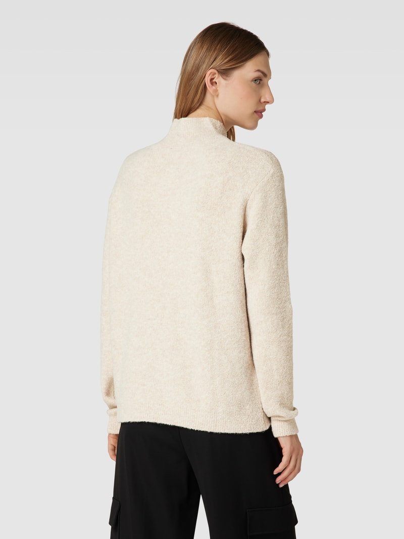 Strickpullover mit Stehkragen in ecru