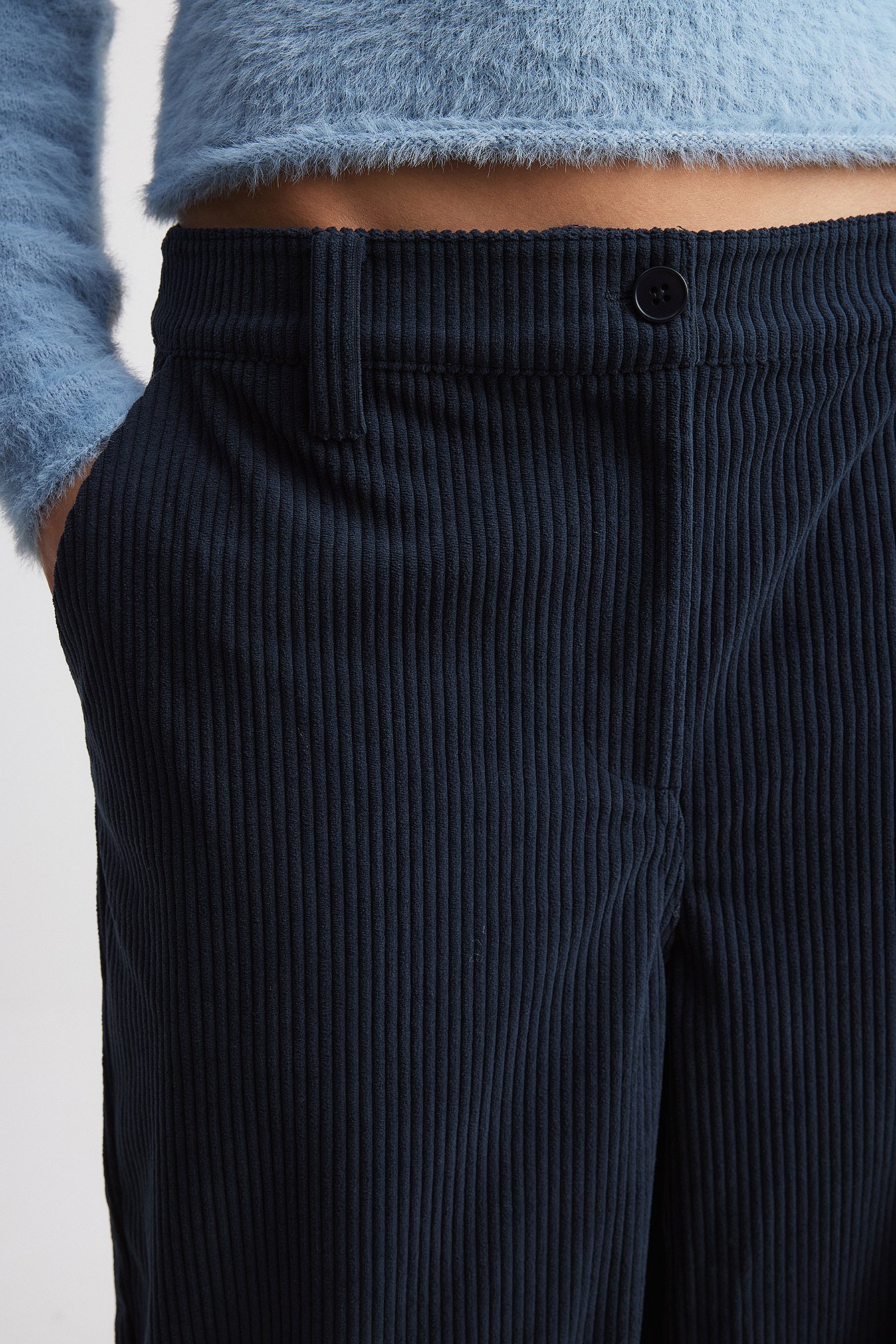 Cordhose mit mittelhoher Taille