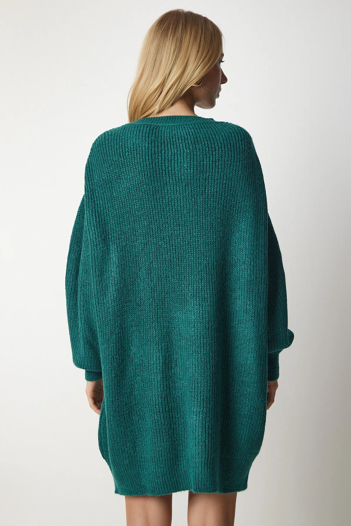 Happiness İstanbul  Damen Smaragdgrünes Oversize-Sweatshirt aus Basic-Strick BV00099