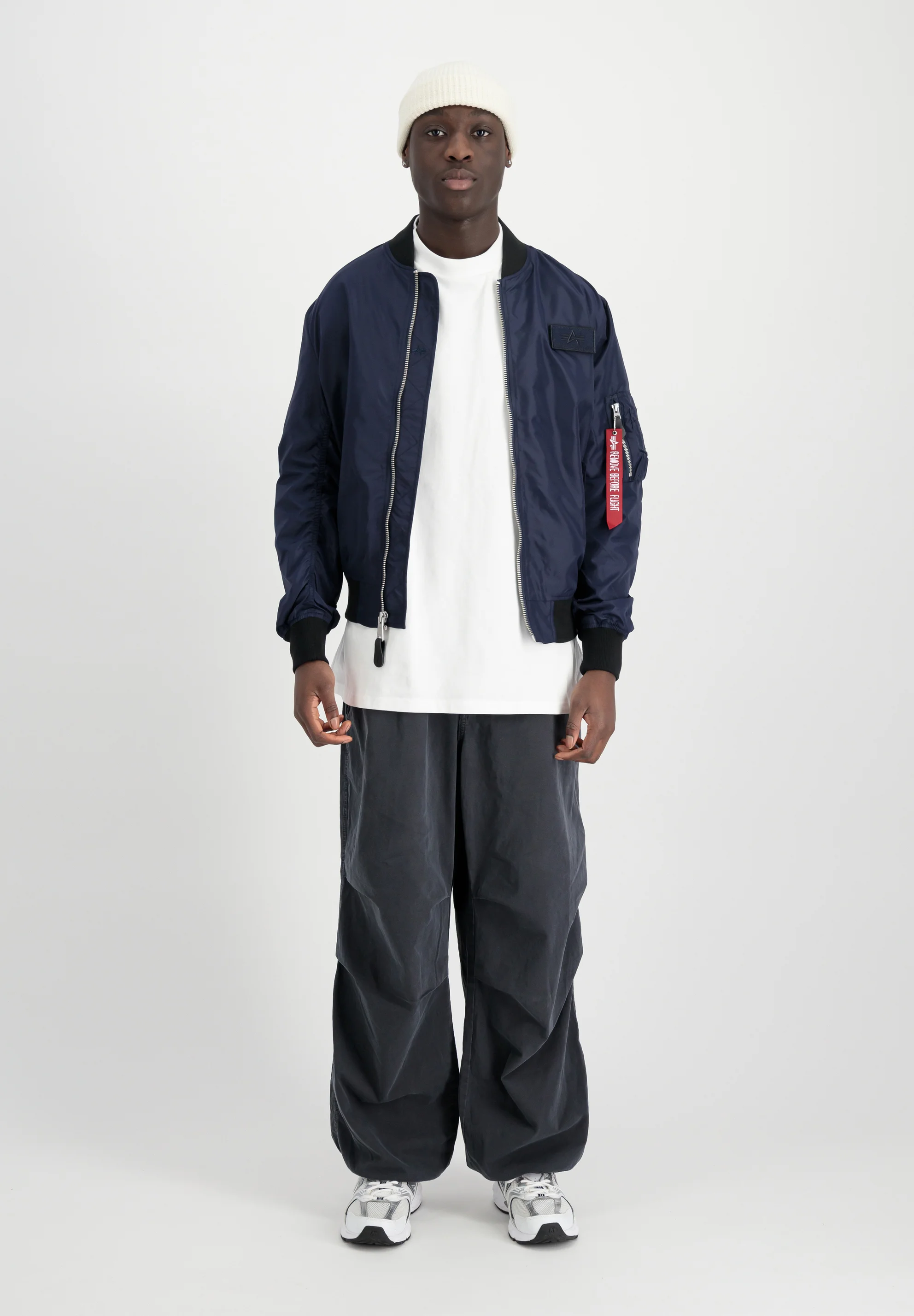 Chaqueta bomber de Alpha Industries