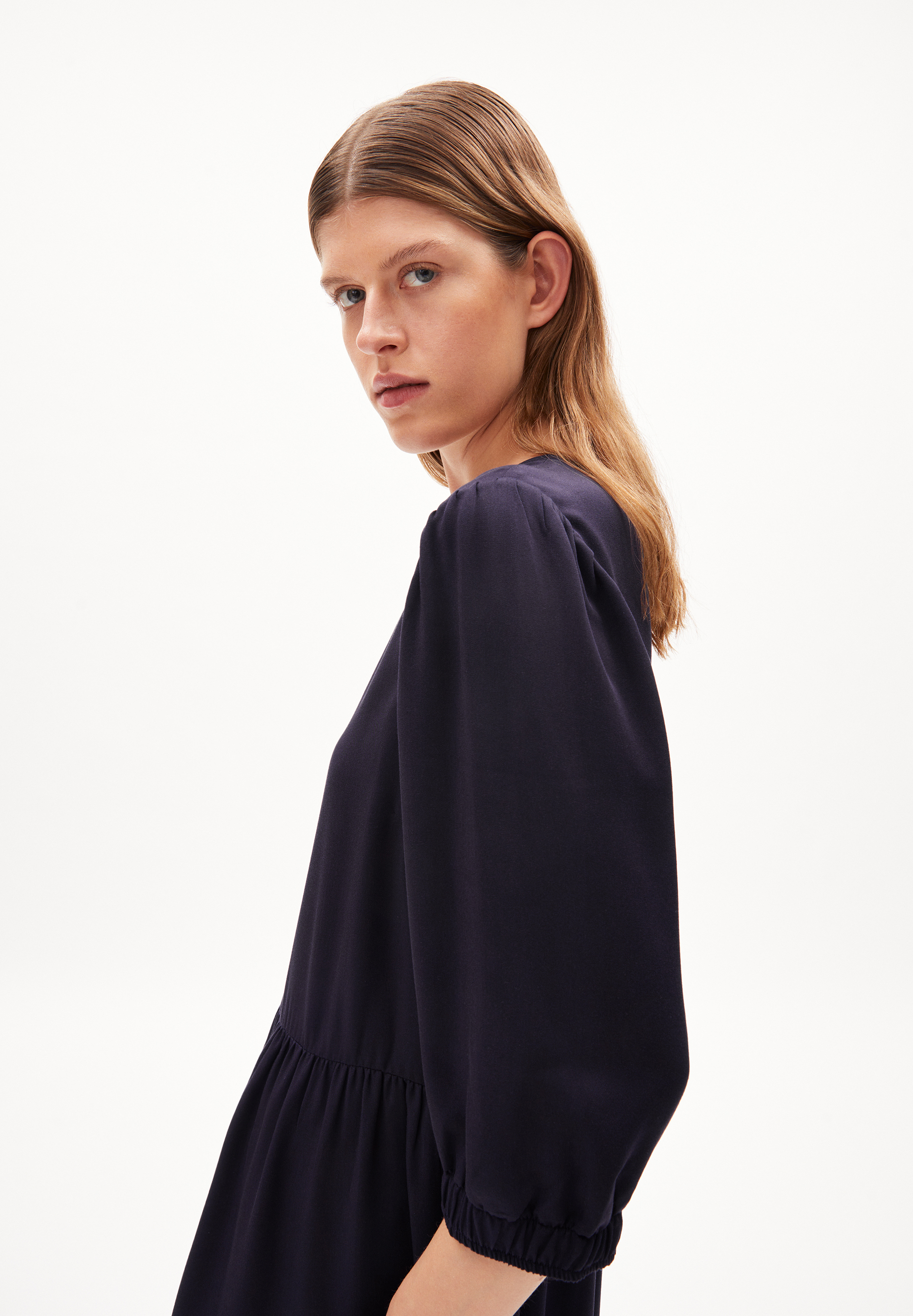 Webkleid Relaxed Fit aus LENZING™ ECOVERO™ Viskose