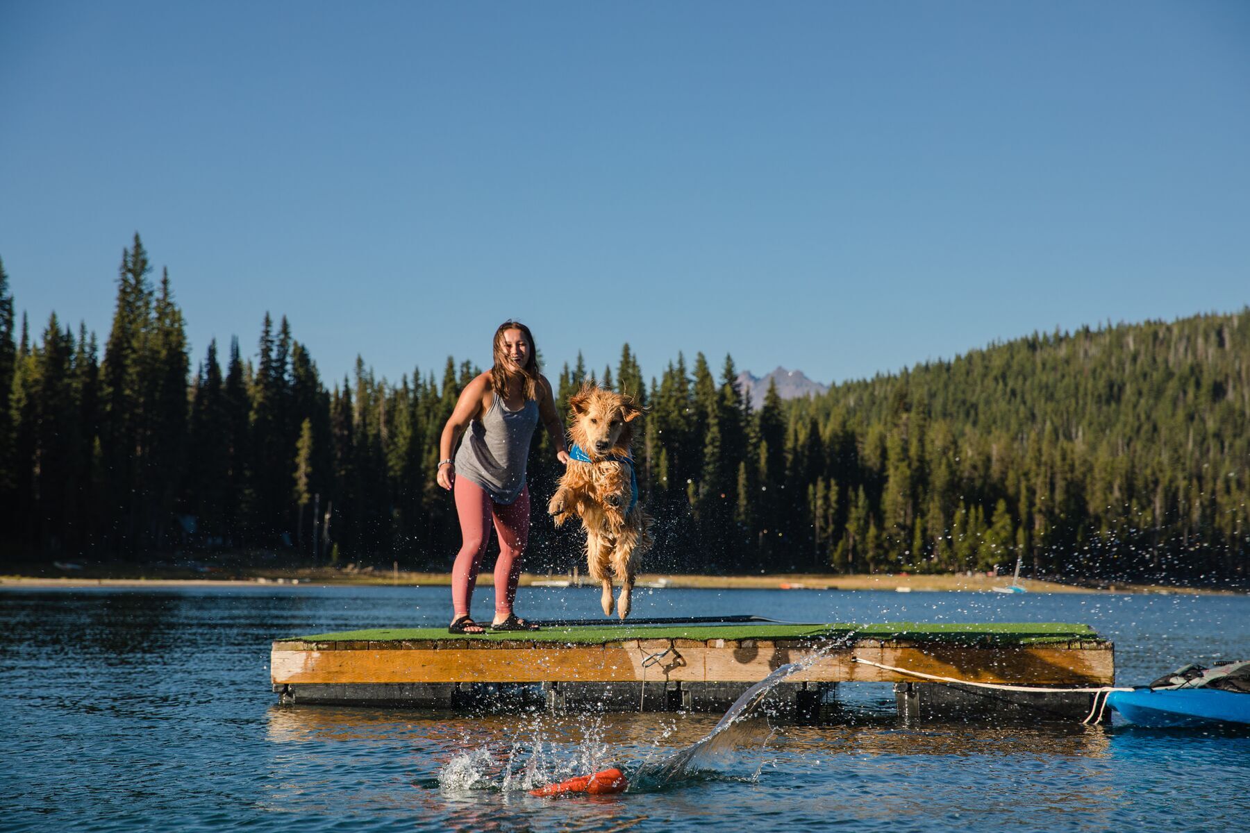 Ruffwear Wasserspielzeug Ruffwear Lunker™ Spielzeug orange