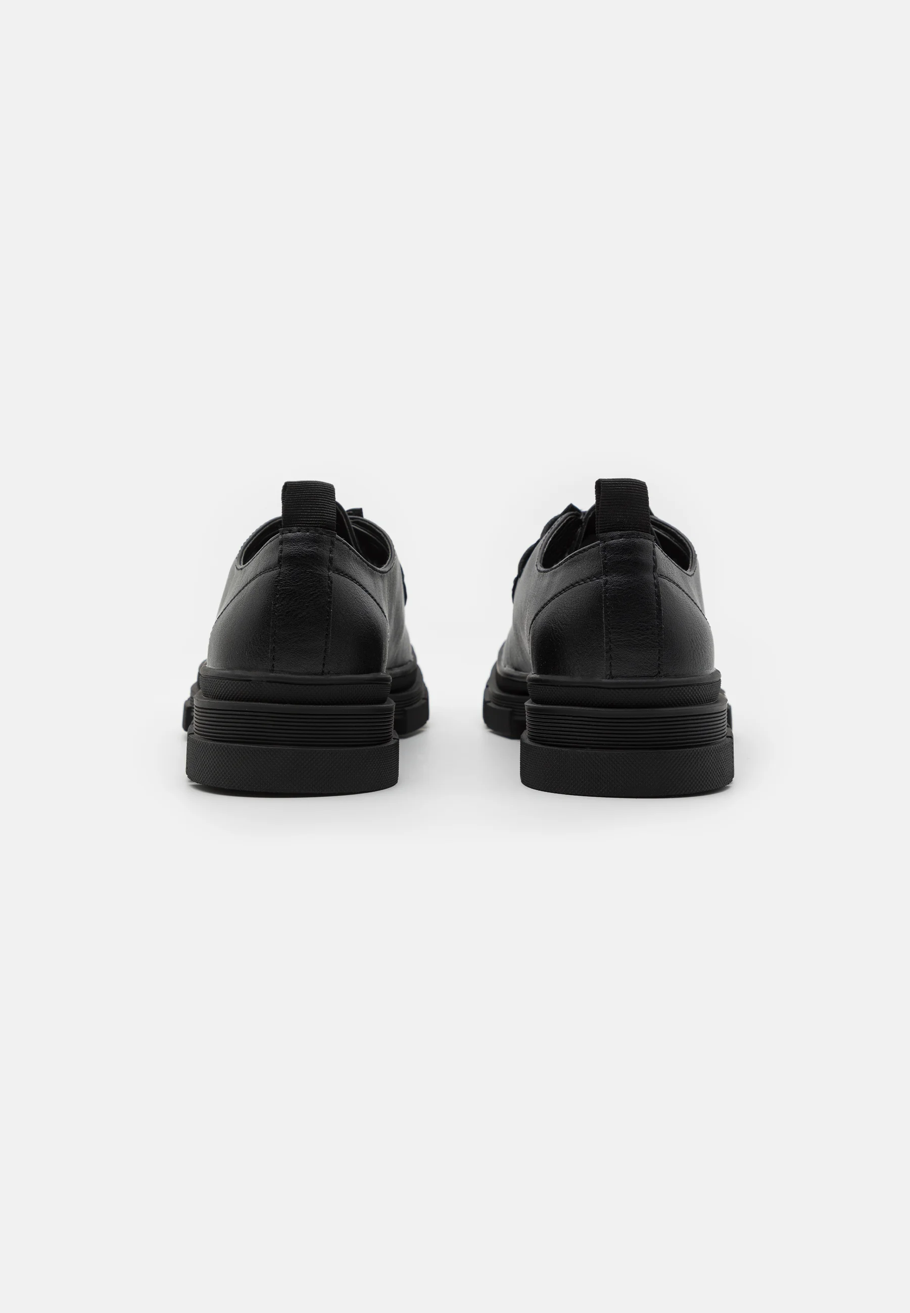 YOURTURN UNISEX - Zapatos con cordones