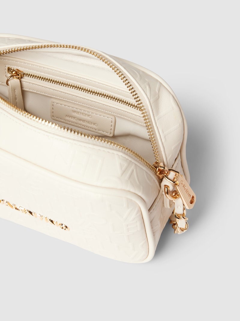 Handtasche mit Label-Prägung Modell 'RELAX' in ecru