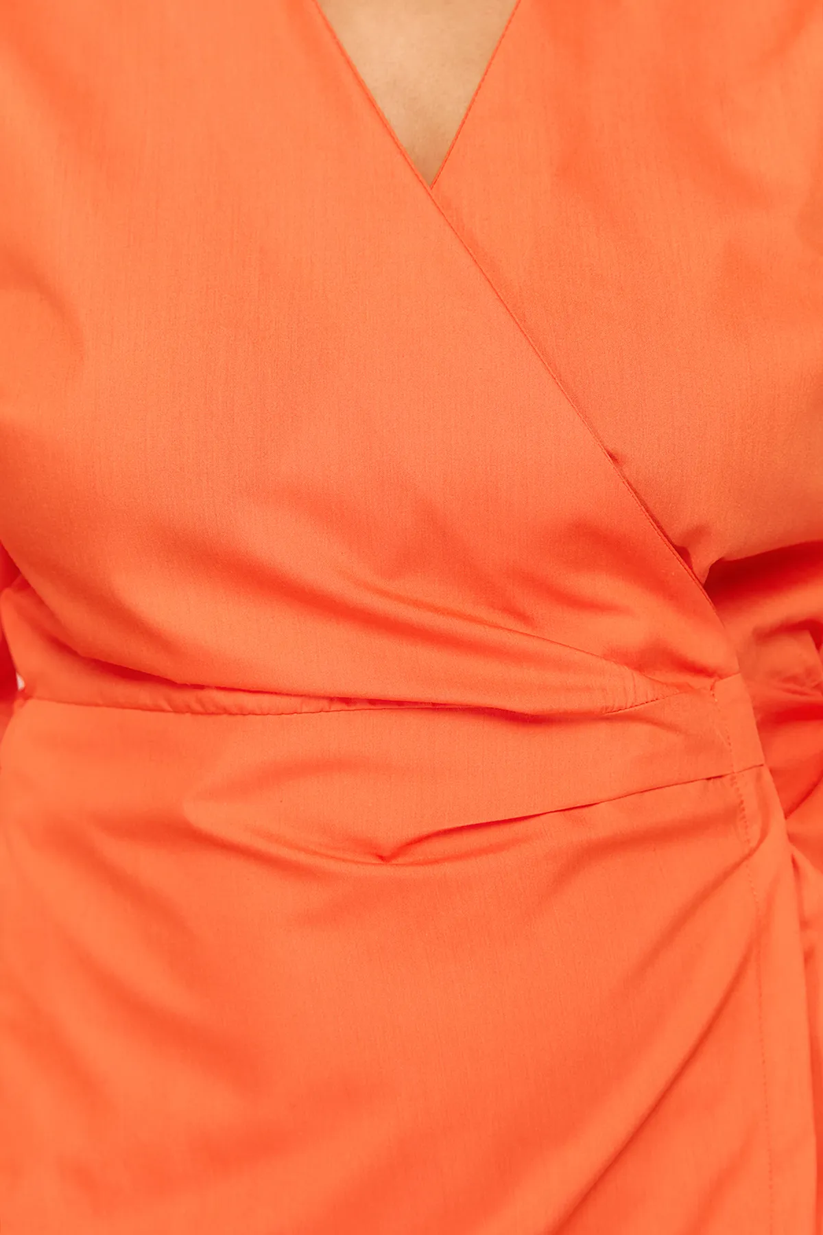 Trendyol Curve  Oranges zweireihiges gewebtes Kleid TBBSS24AH00053