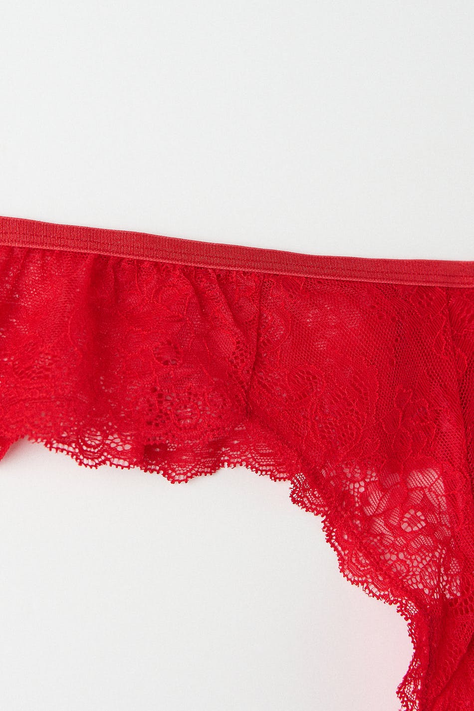 Lina lace string
