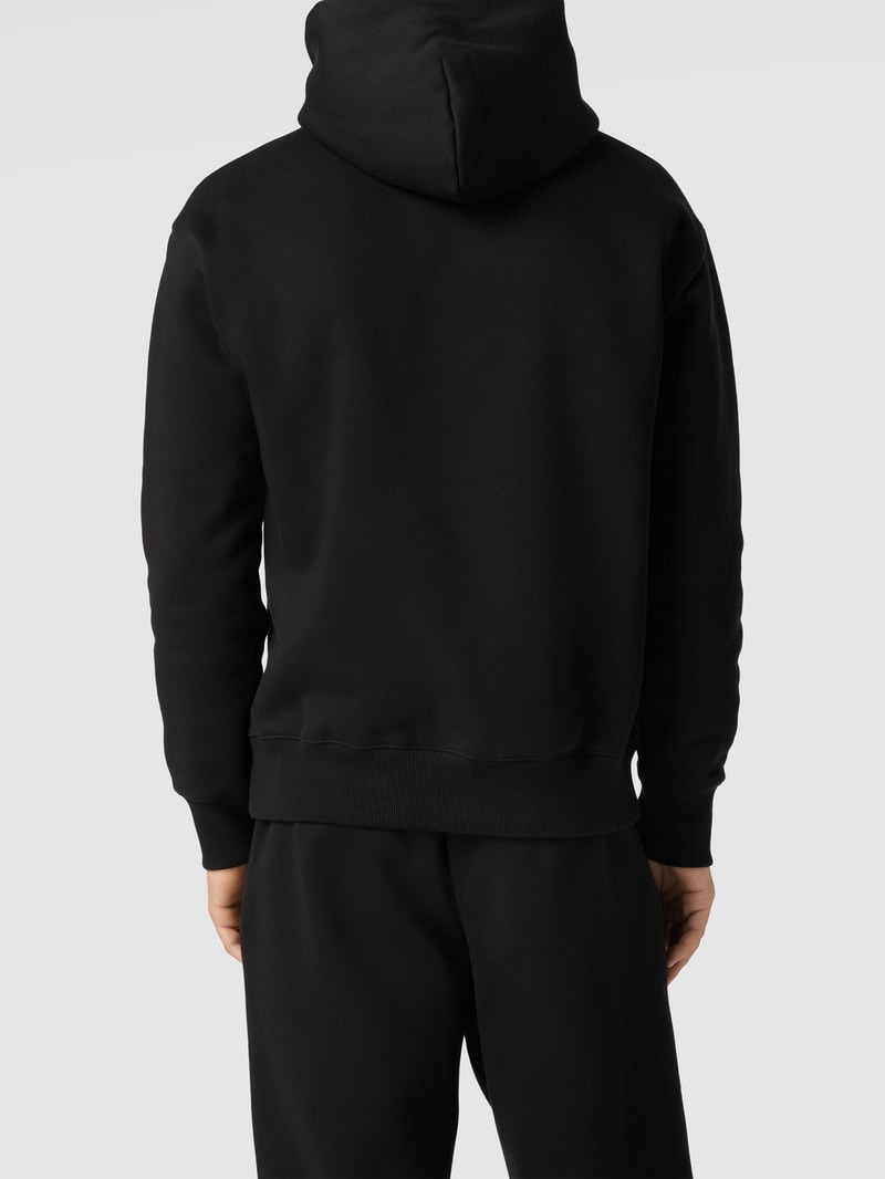 Hoodie mit Logo-Stitching - Champion x Stranger Things in metallic schwarz