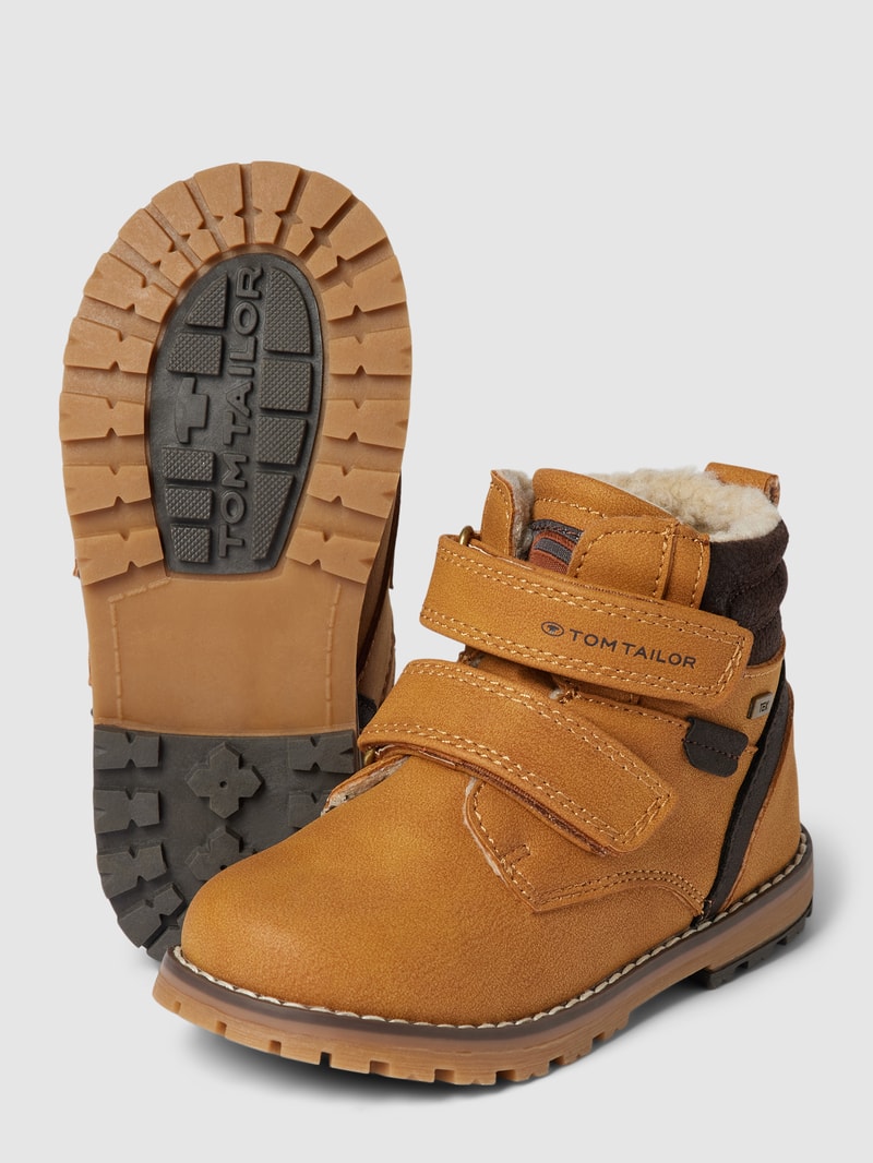 Stiefel mit Klettverschluss in camel