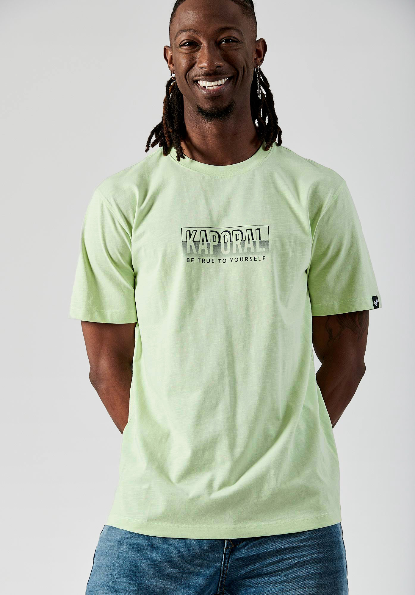 BAZZI  T-shirt vert Homme en 100% coton bio
