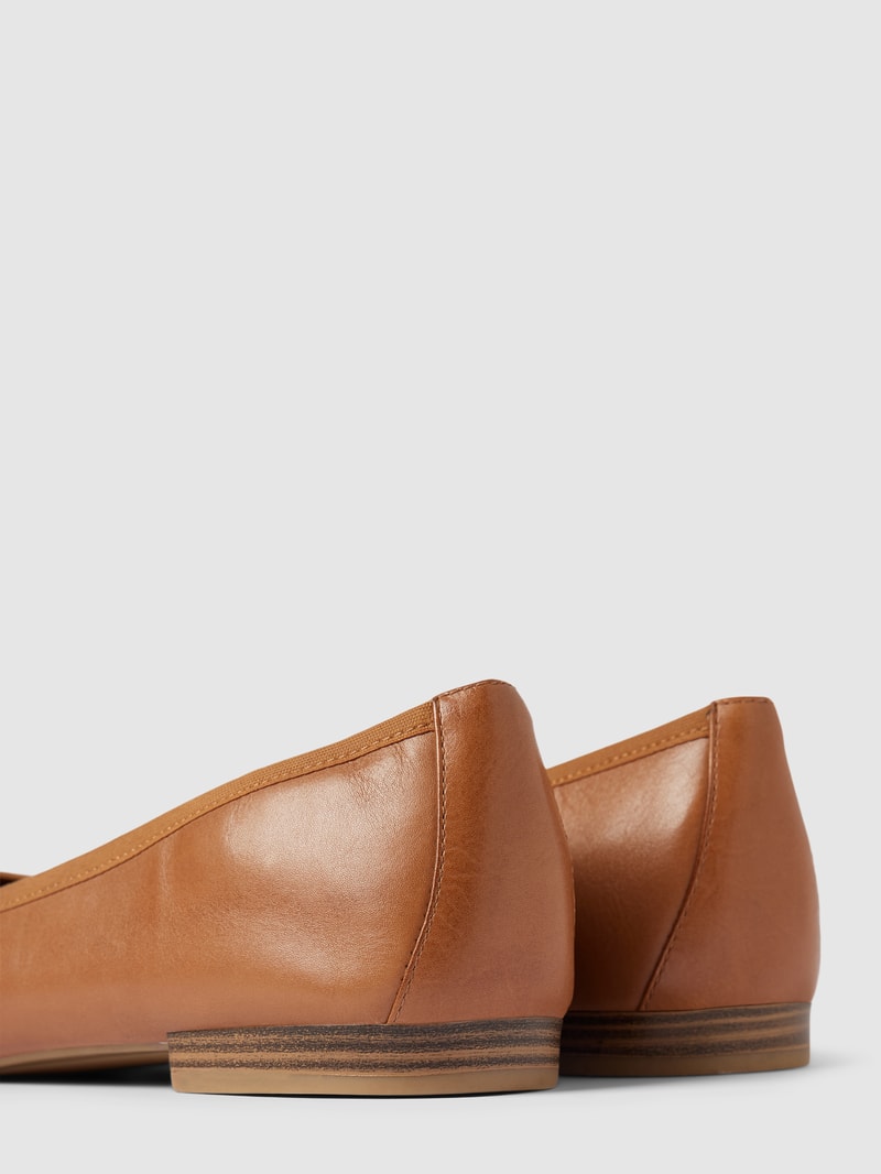 Ballerinas aus Leder mit Zierschleife Modell 'BASIC' in cognac