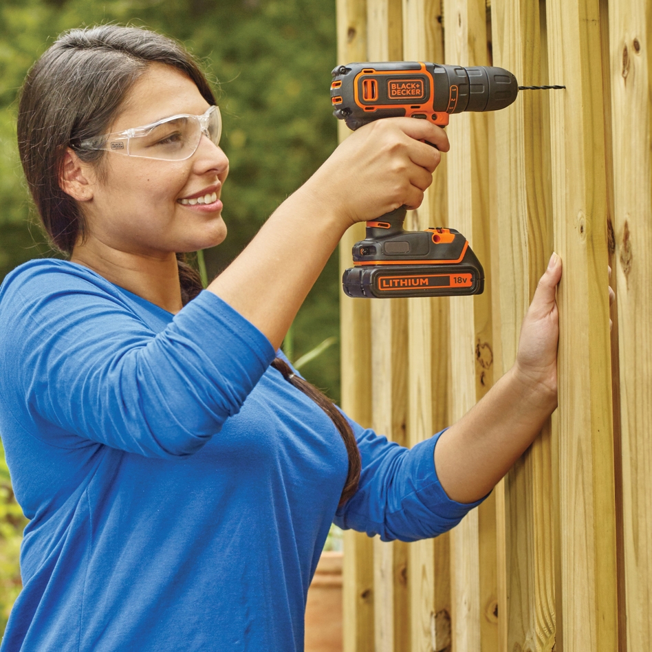 Black & Decker BDCDC18KB-QW шрафц машина 18 V 1,5 Ah литијум-јонска батерија