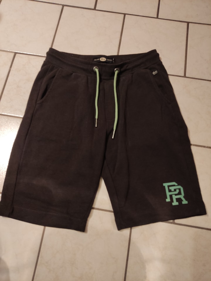 Petrol Sweatshorts in Schwarz günstig kaufen 164