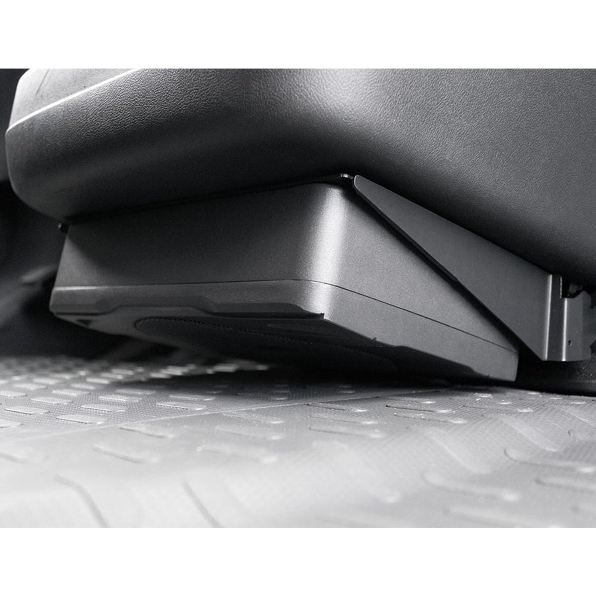 ESX QXF201A Fiat Ducato ab 2006 Mittelkonsole-Subwoofer