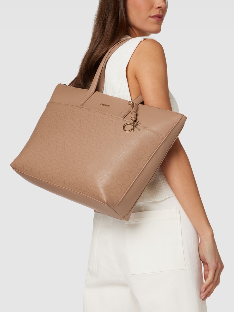 Shopper mit Label-Print in beige