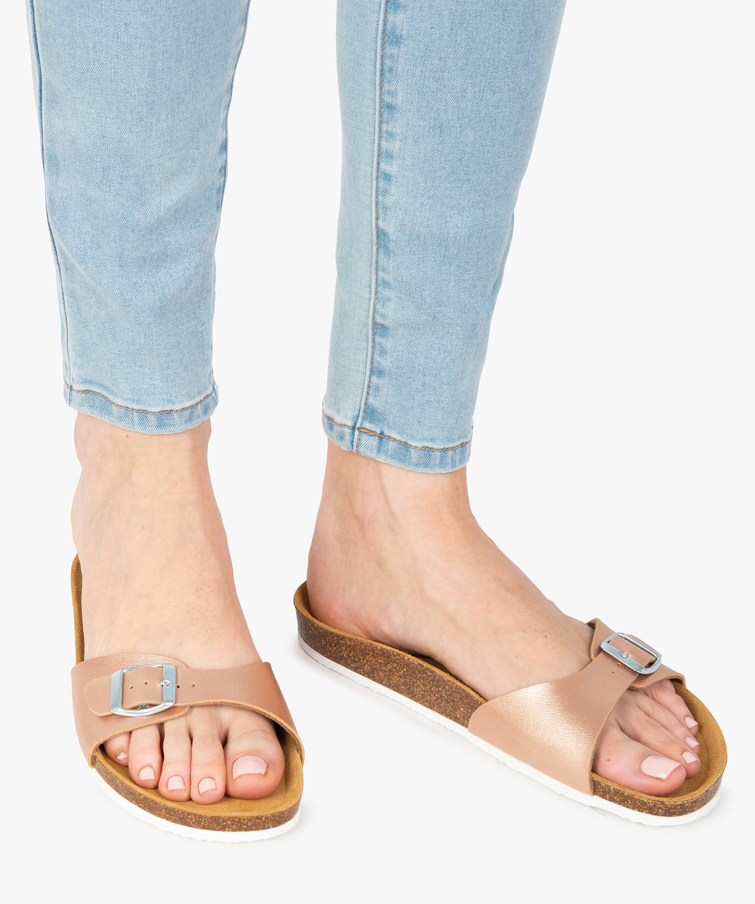 Mules femme à talon plat et large bride ajustable rose | GEMO