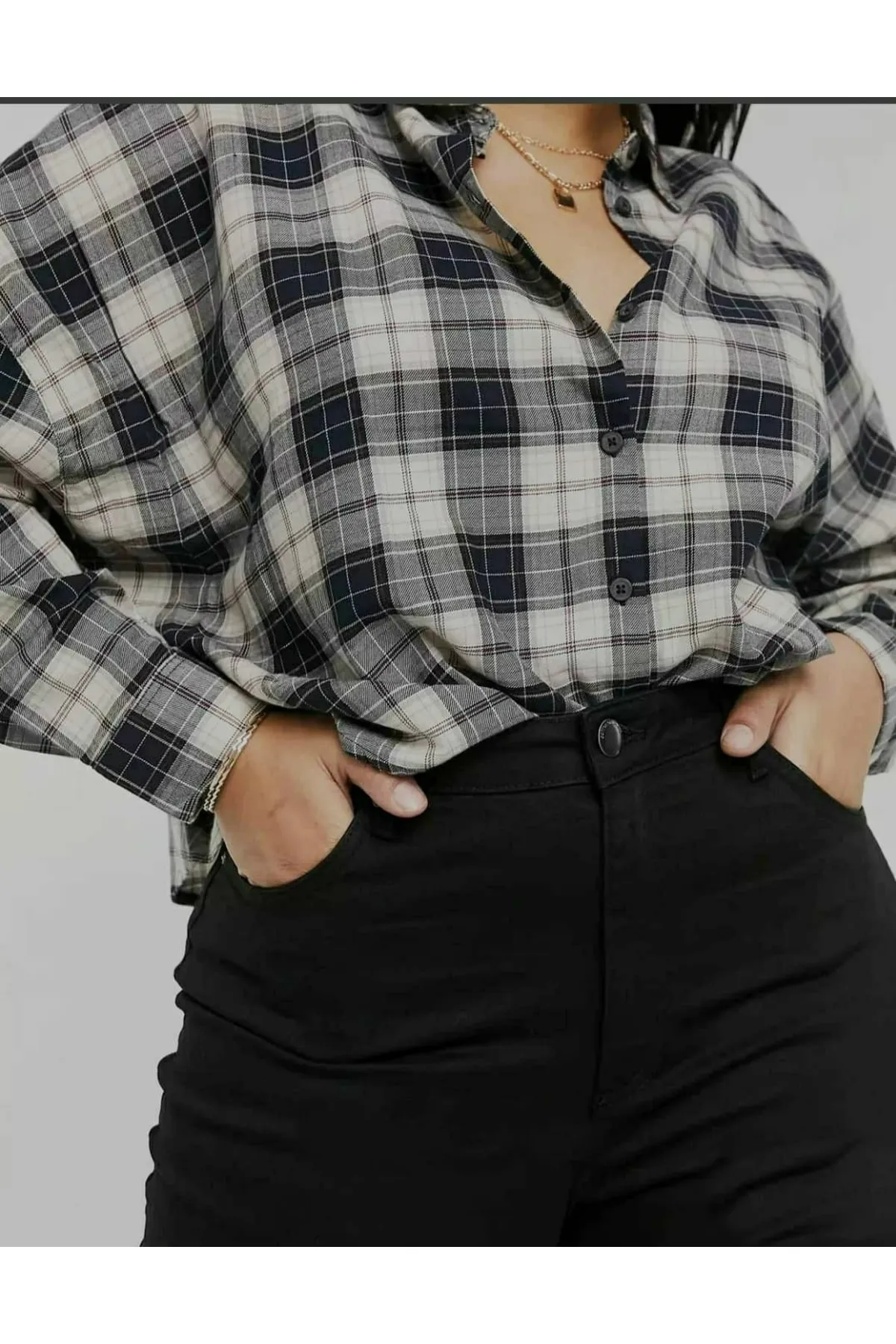 Trn JNS  Schwarze, eng anliegende Jeans in Übergröße (Skinny)