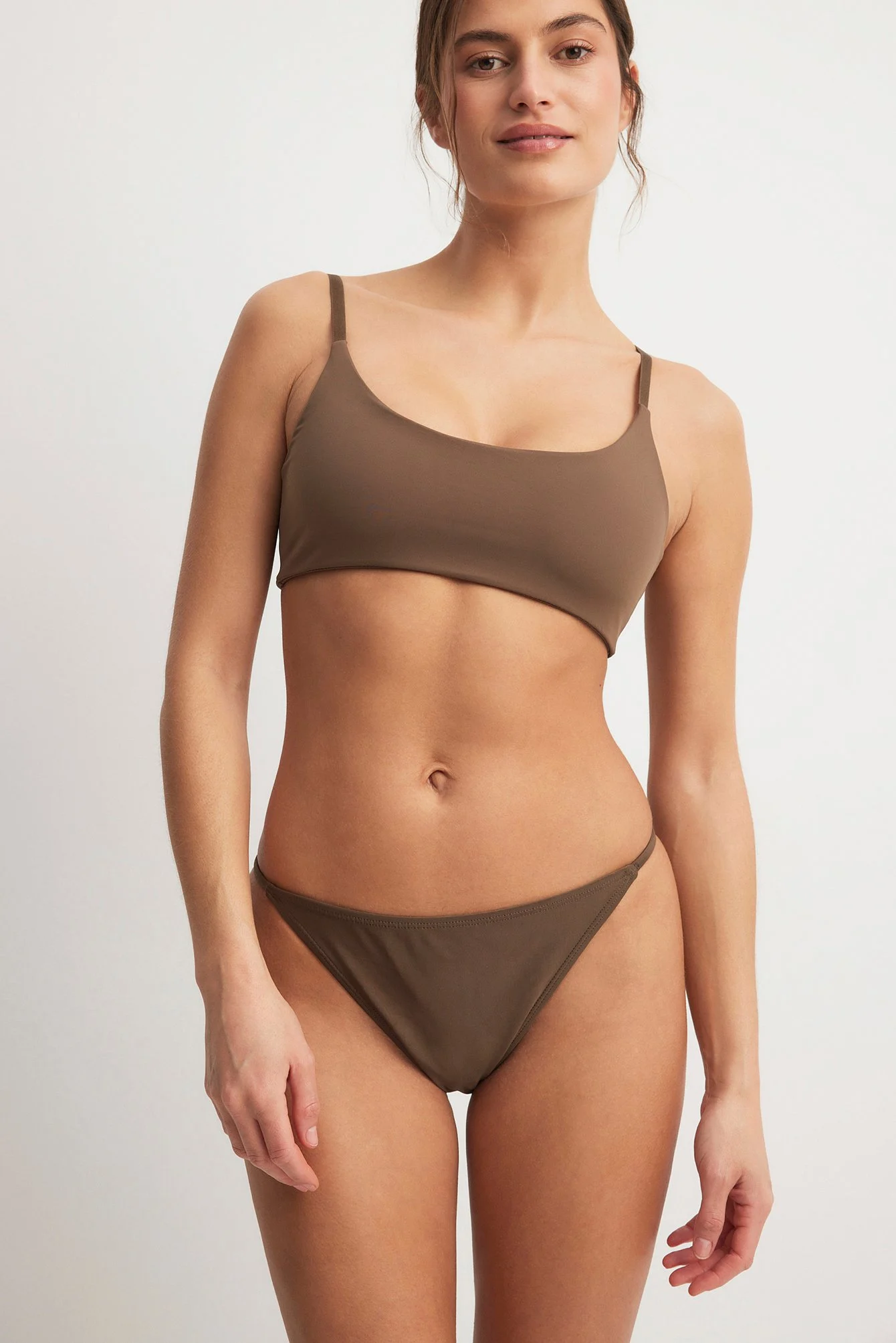 Hochbeiniges Bikini-Höschen
