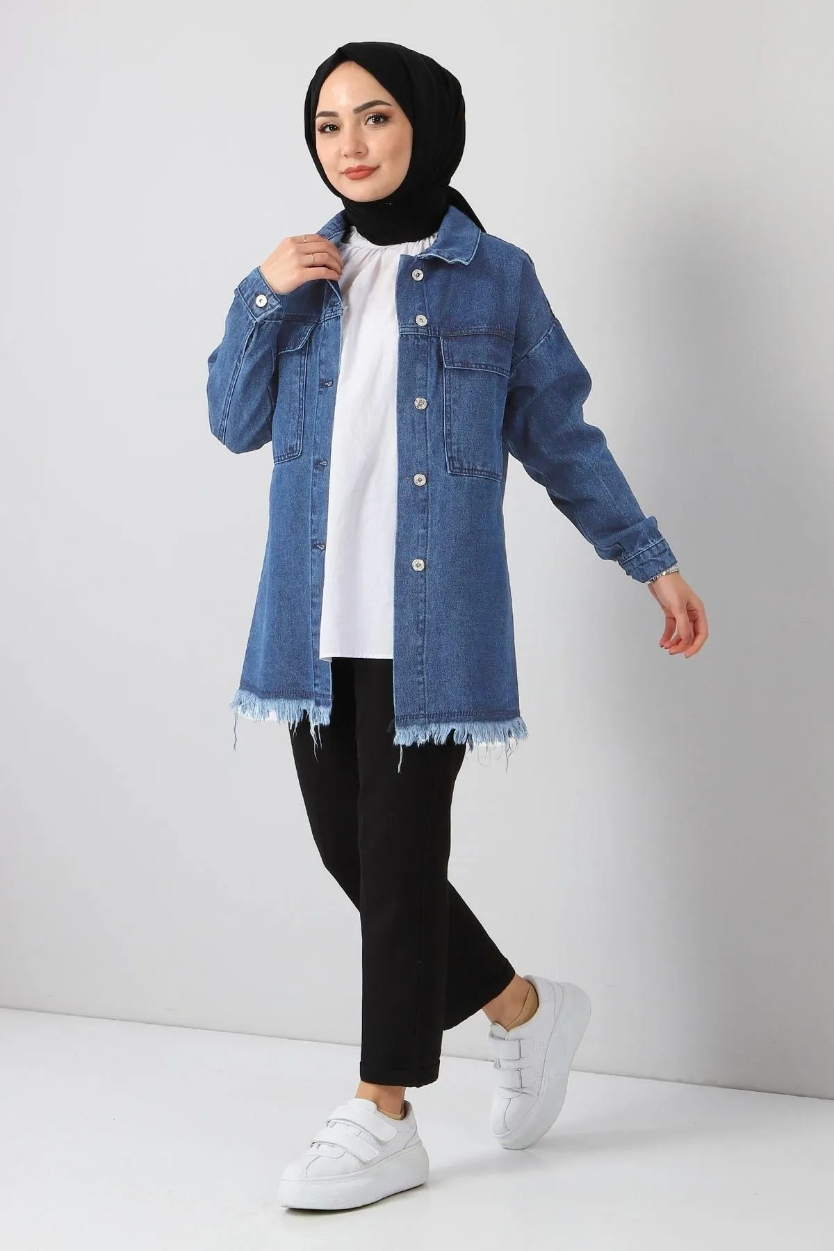Modamihram  Quasten-detaillierte Jeansjacke Light Denim 6011