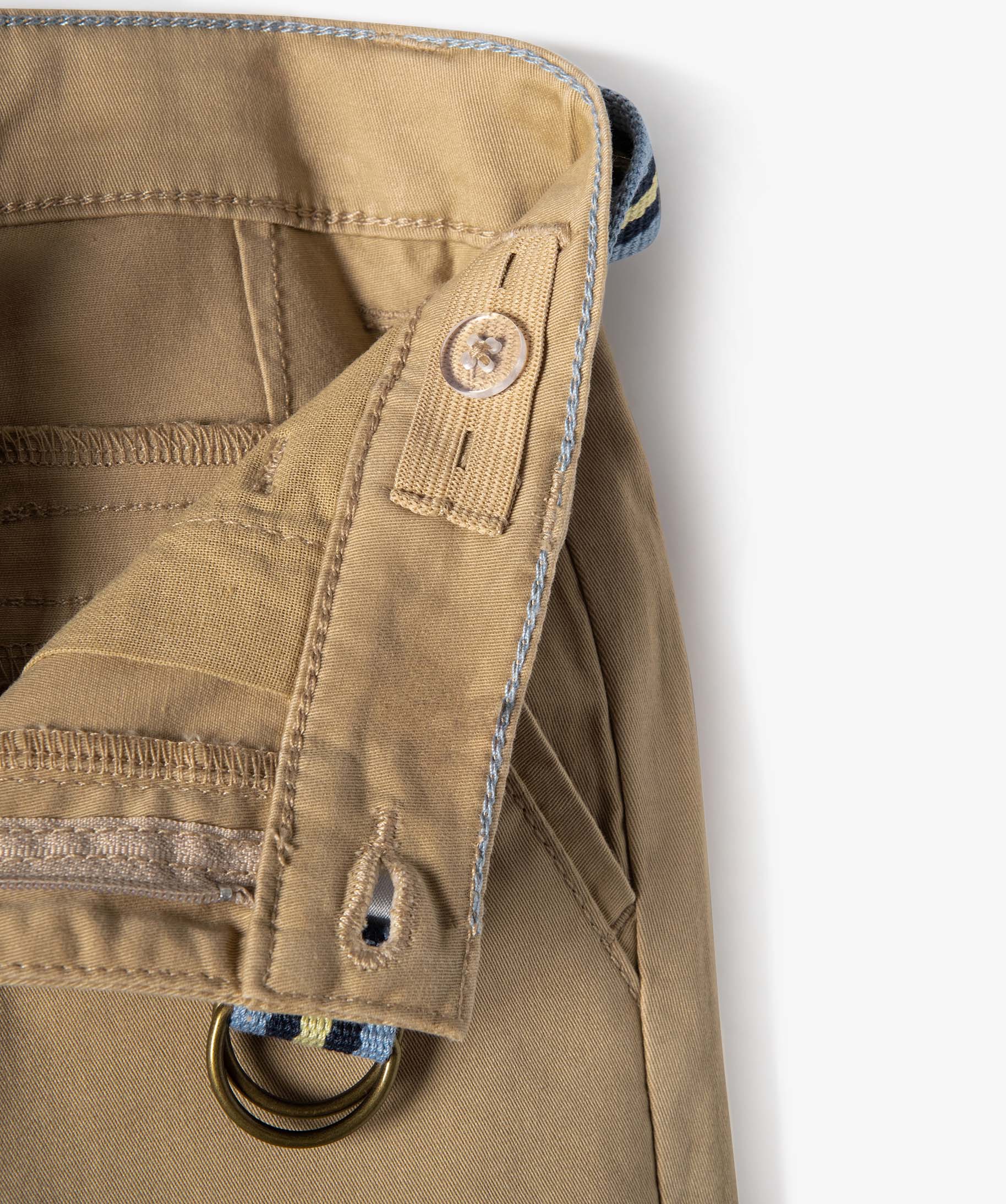 Bermuda Garçon en toile avec revers et ceinture tricolore beige | GEMO