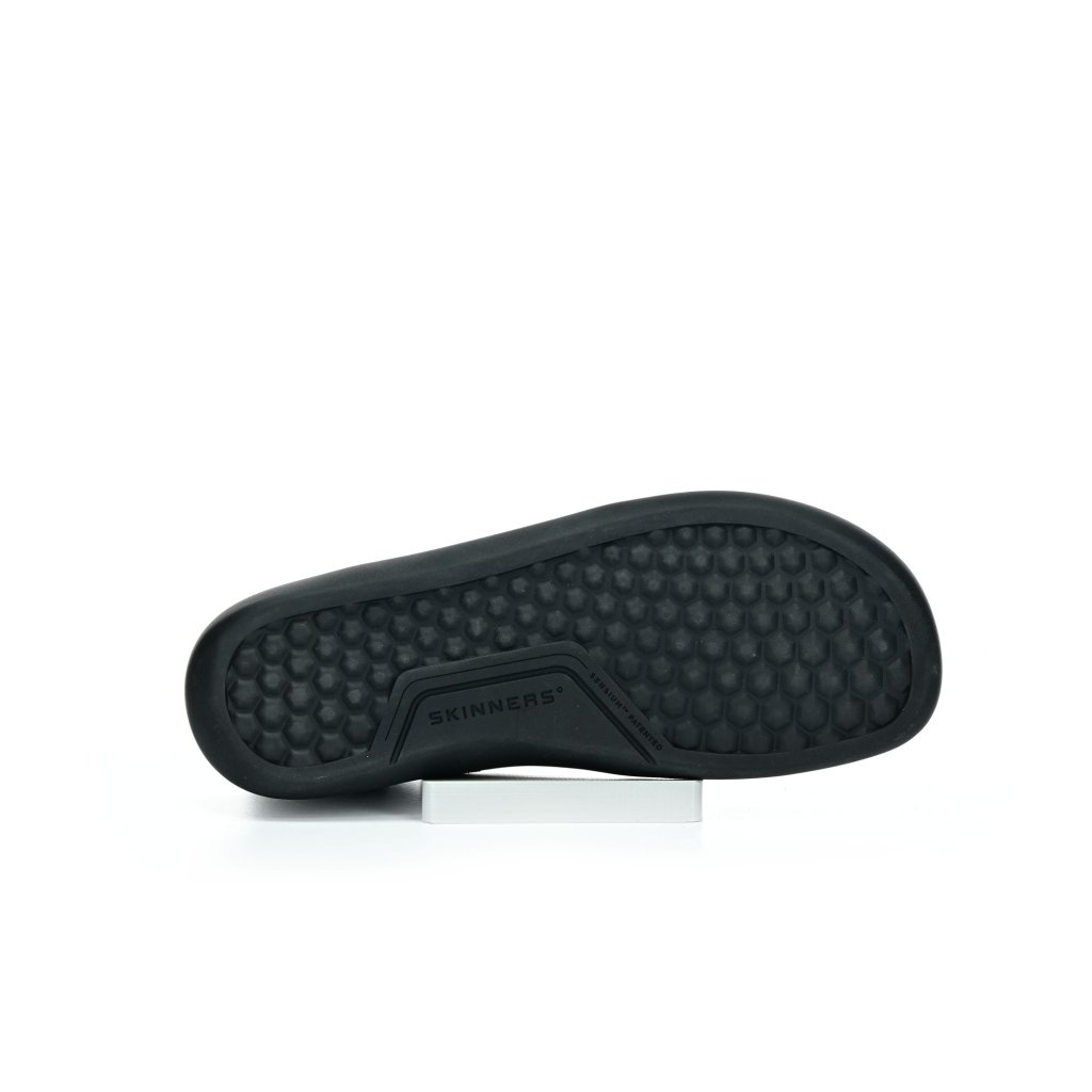 Skinners Astra Black Wide Barfußstiefeletten