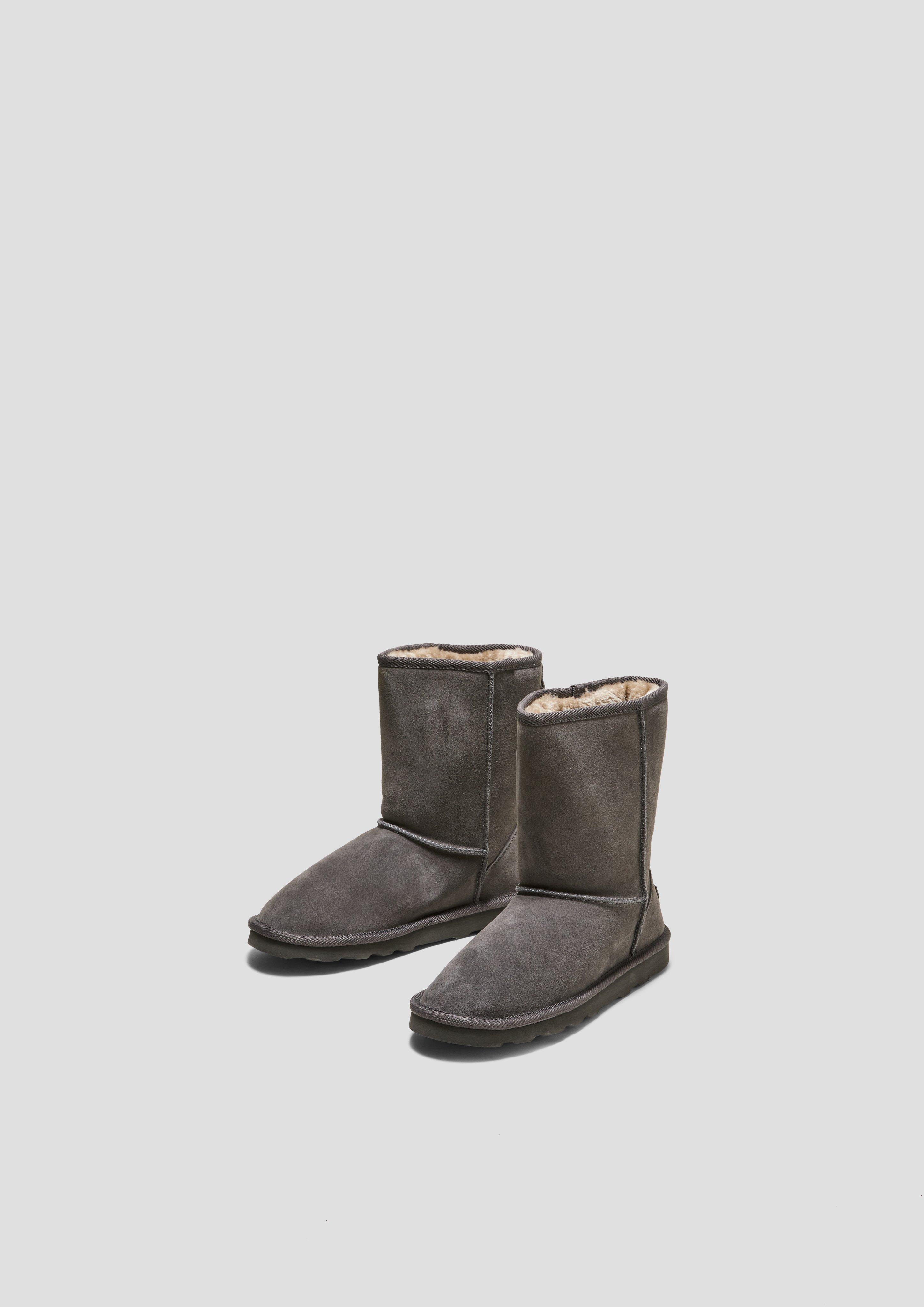 Gefütterte Stiefel im Materialmix  6008602-216