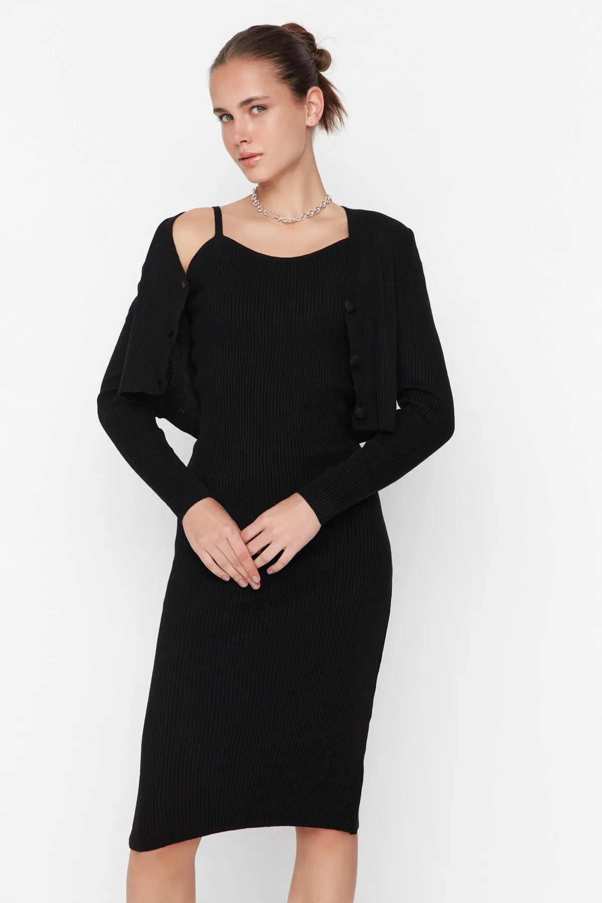 Trendyol Collection  Schwarz Schwarzer, taillierter Midi-Strick-Cardigan-Anzug TWOSS21EL0208 Kleid TWOSS21EL0208