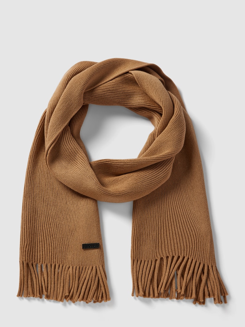 Strickschal mit Fransen Modell 'Albas' in camel