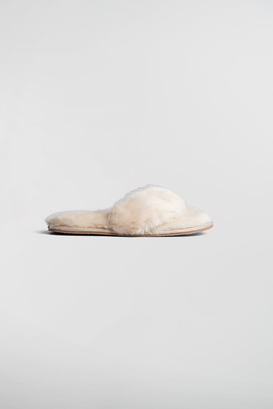 Faux fur flip-flop sandals