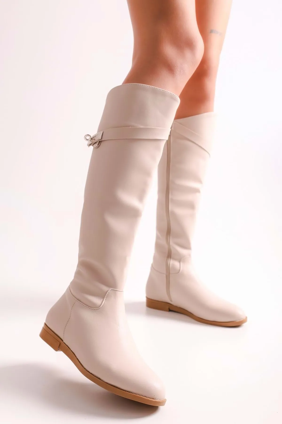 Shoeberry  Damen Meroni Beige Lederschnallenstiefel Beige Leder
