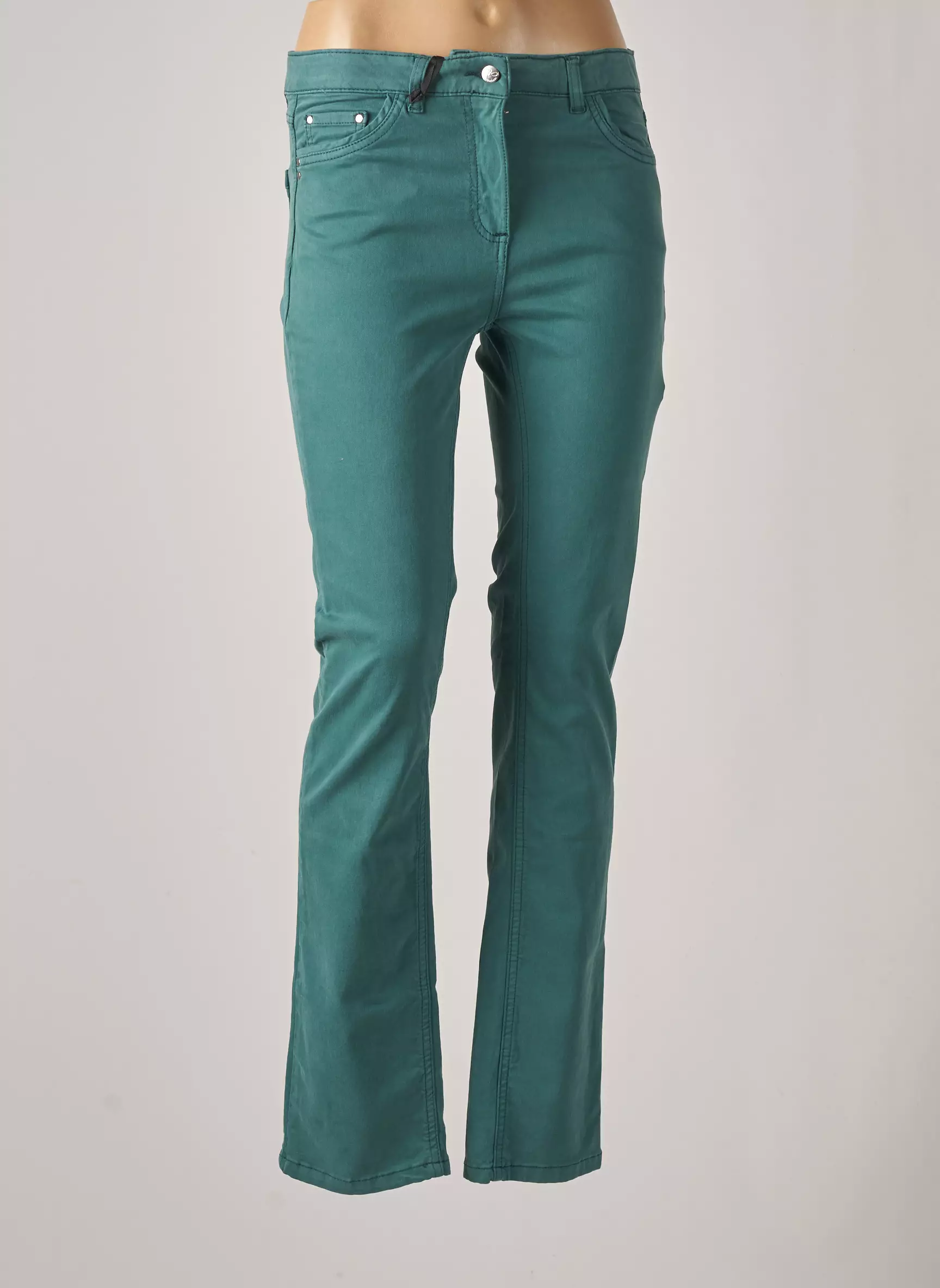 Julie Guerlande Pantalons Slim Femme couleur vert